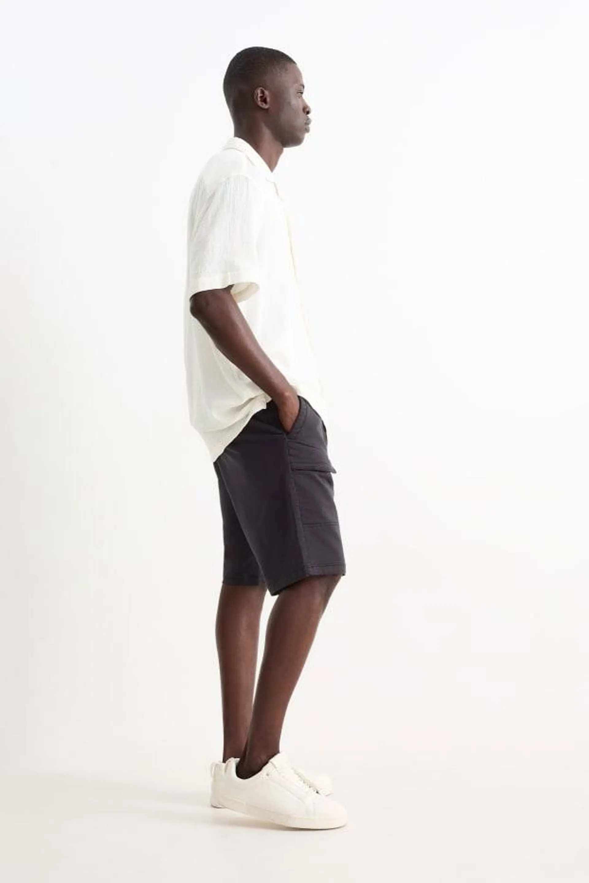 Cargo shorts - LYCRA®