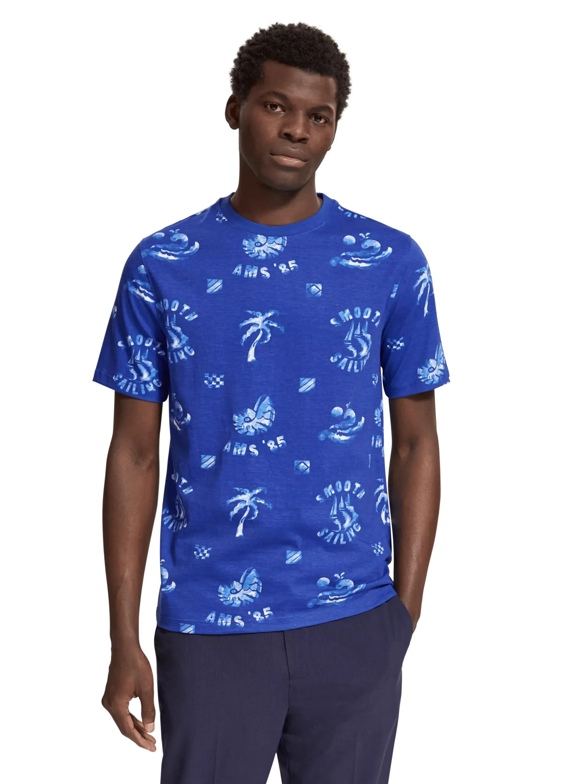 Printed short-sleeved T-shirt