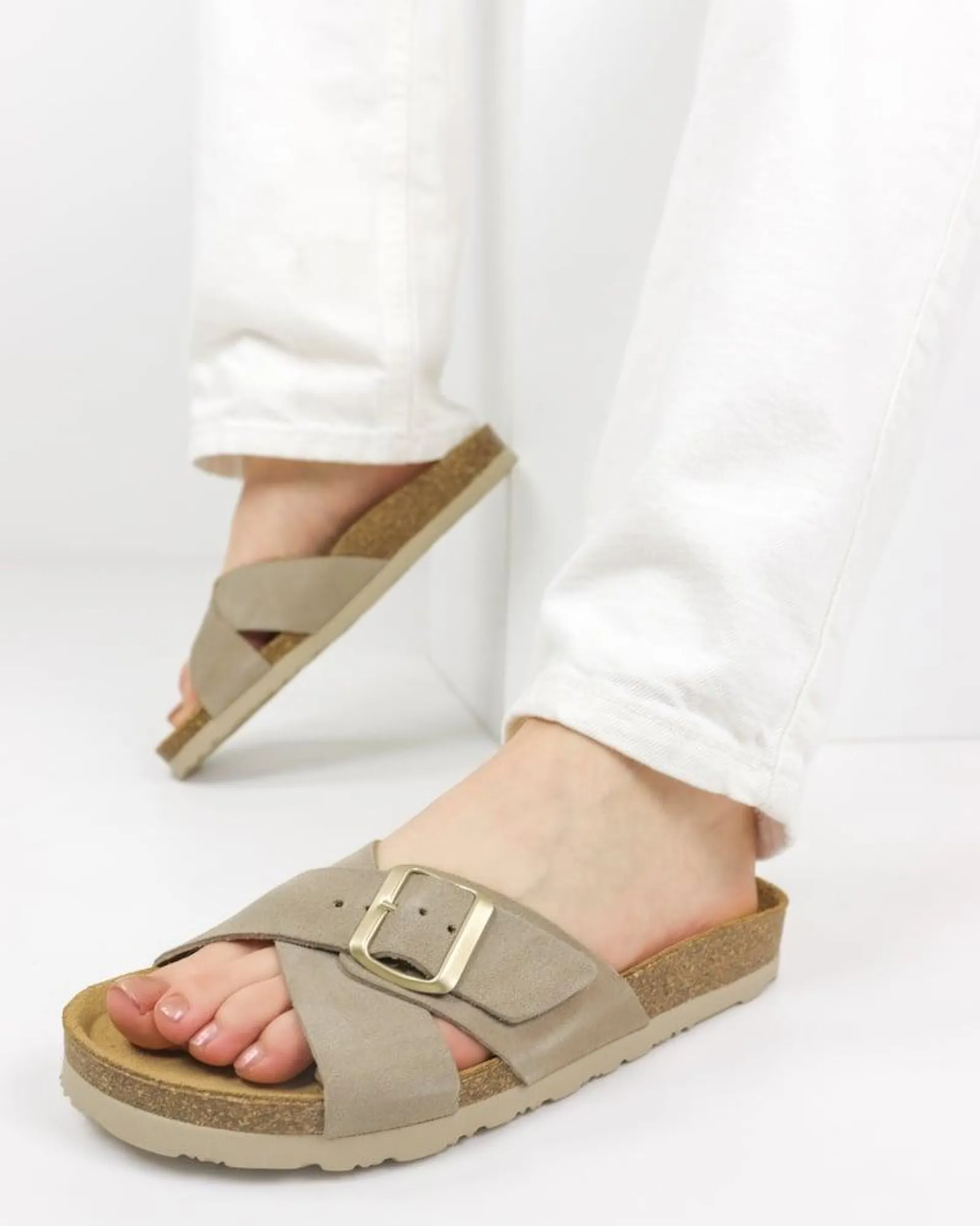 Slippers - taupe