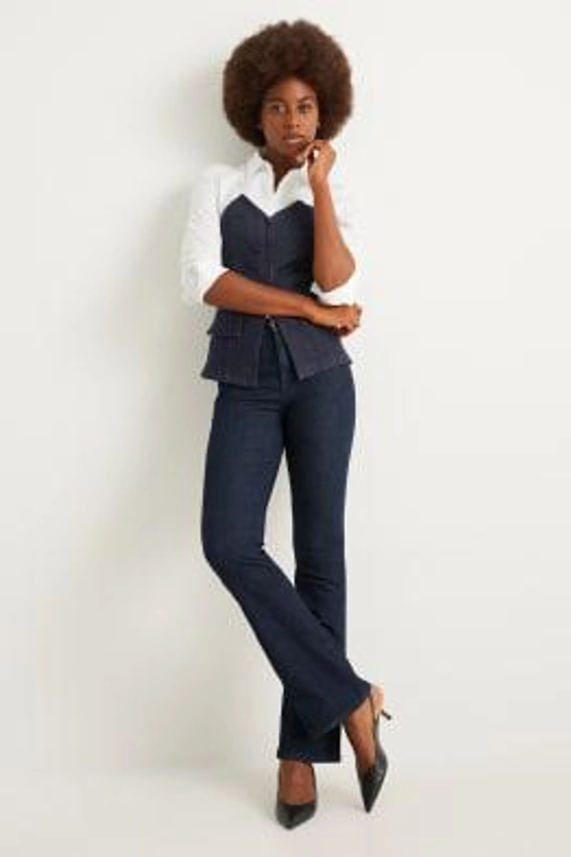 Bootcut jeans - high waist