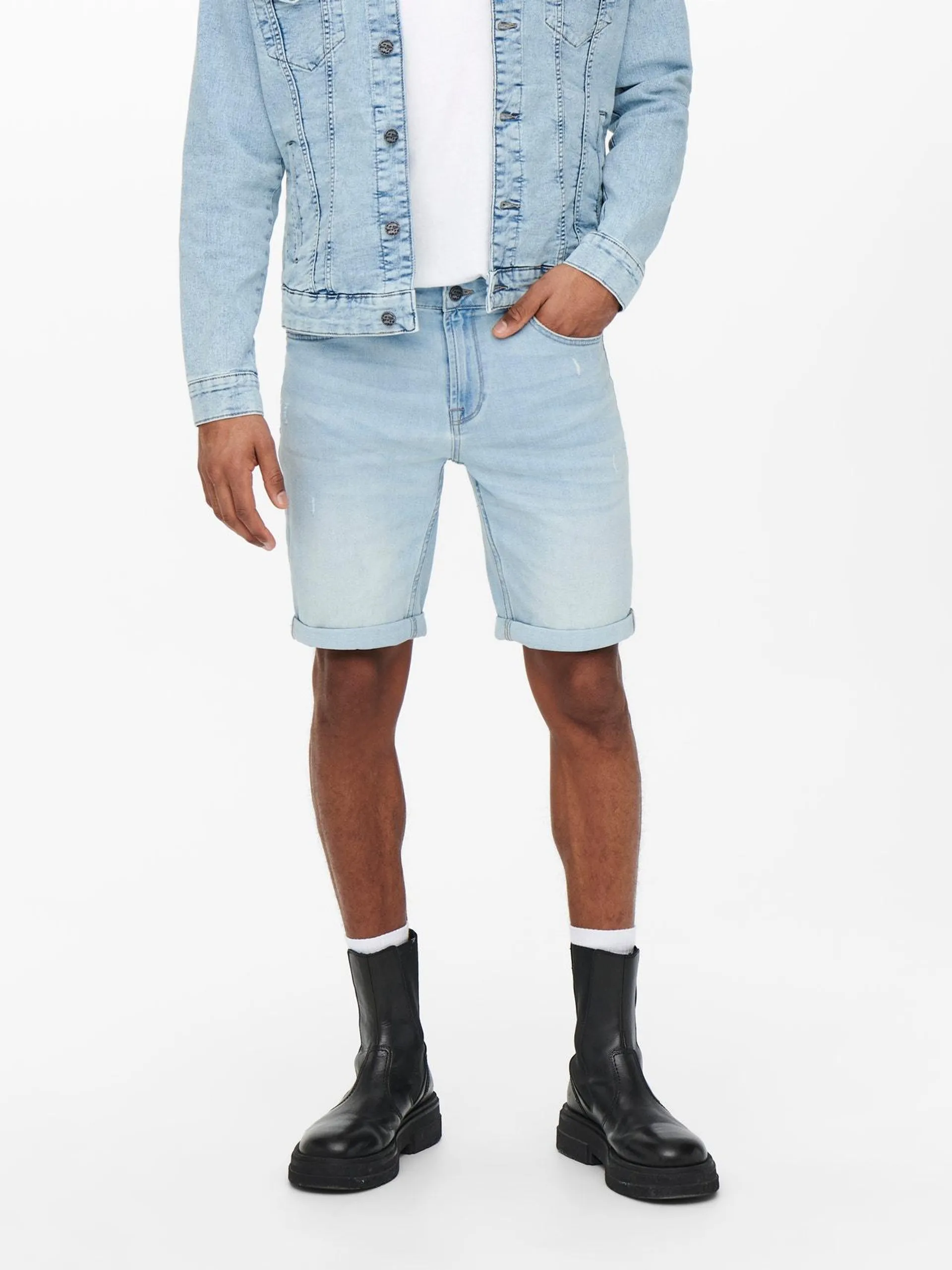 Mid waist Shorts