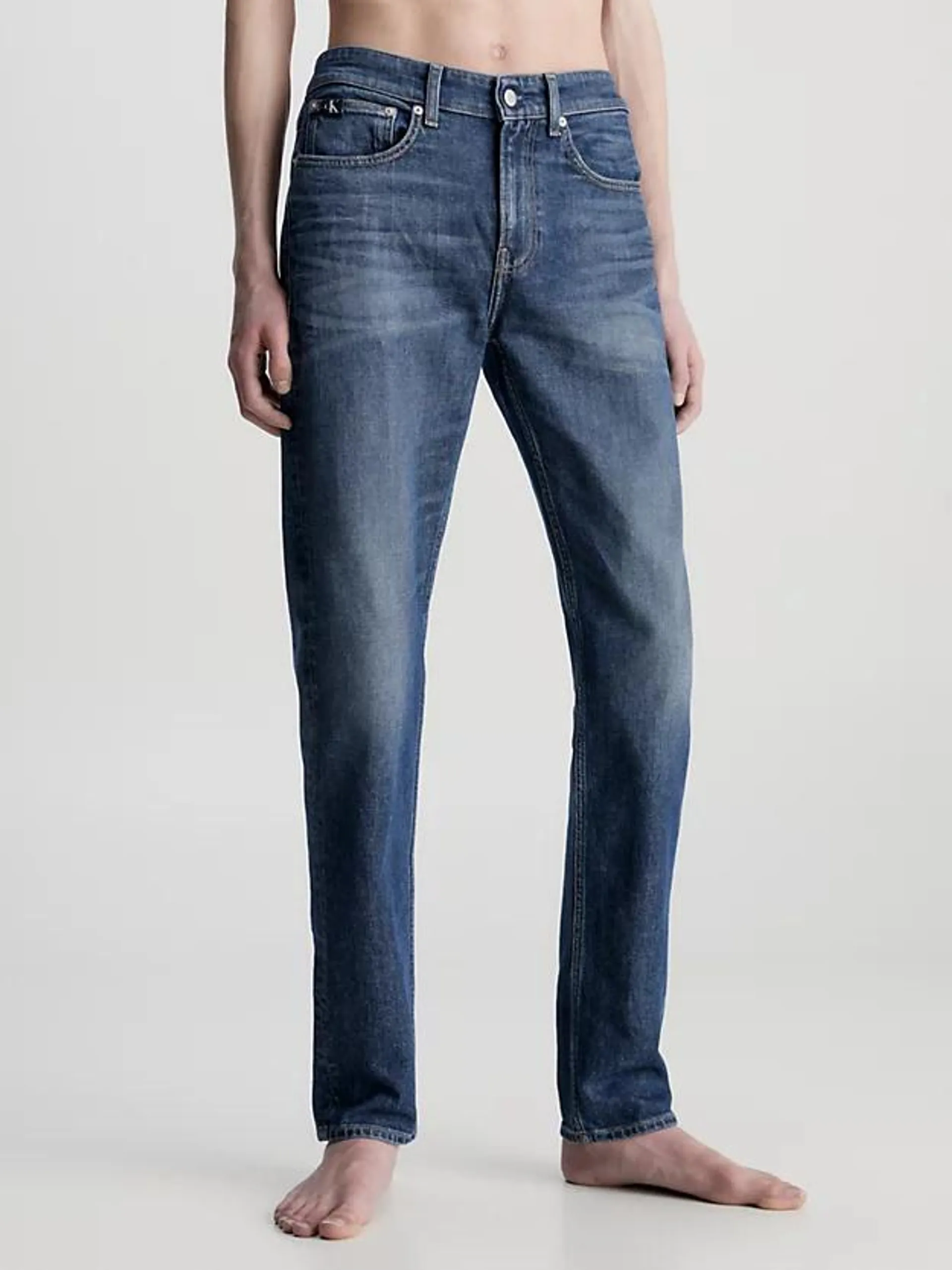 Slim Fit Tapered jeans