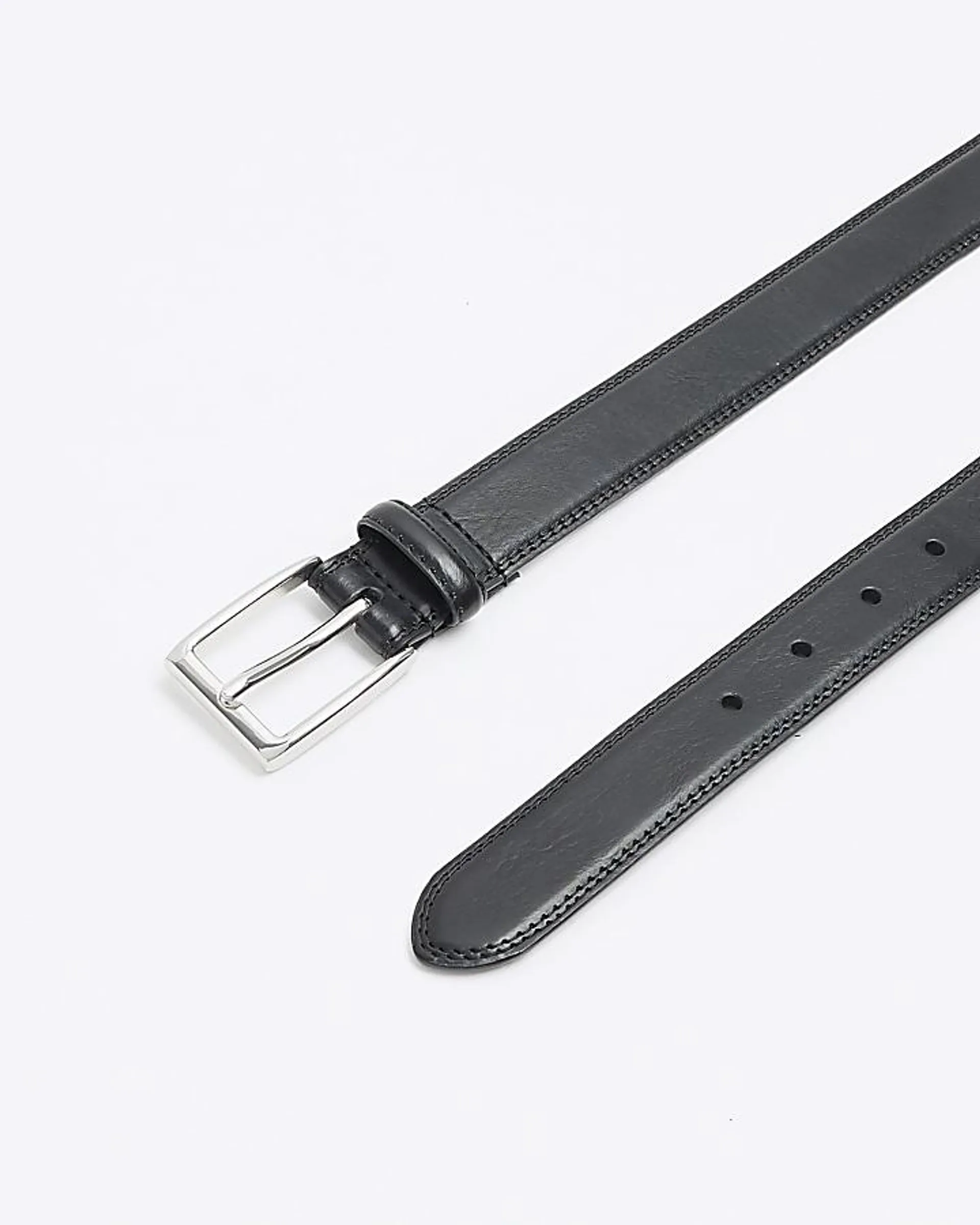 Black faux leather belt