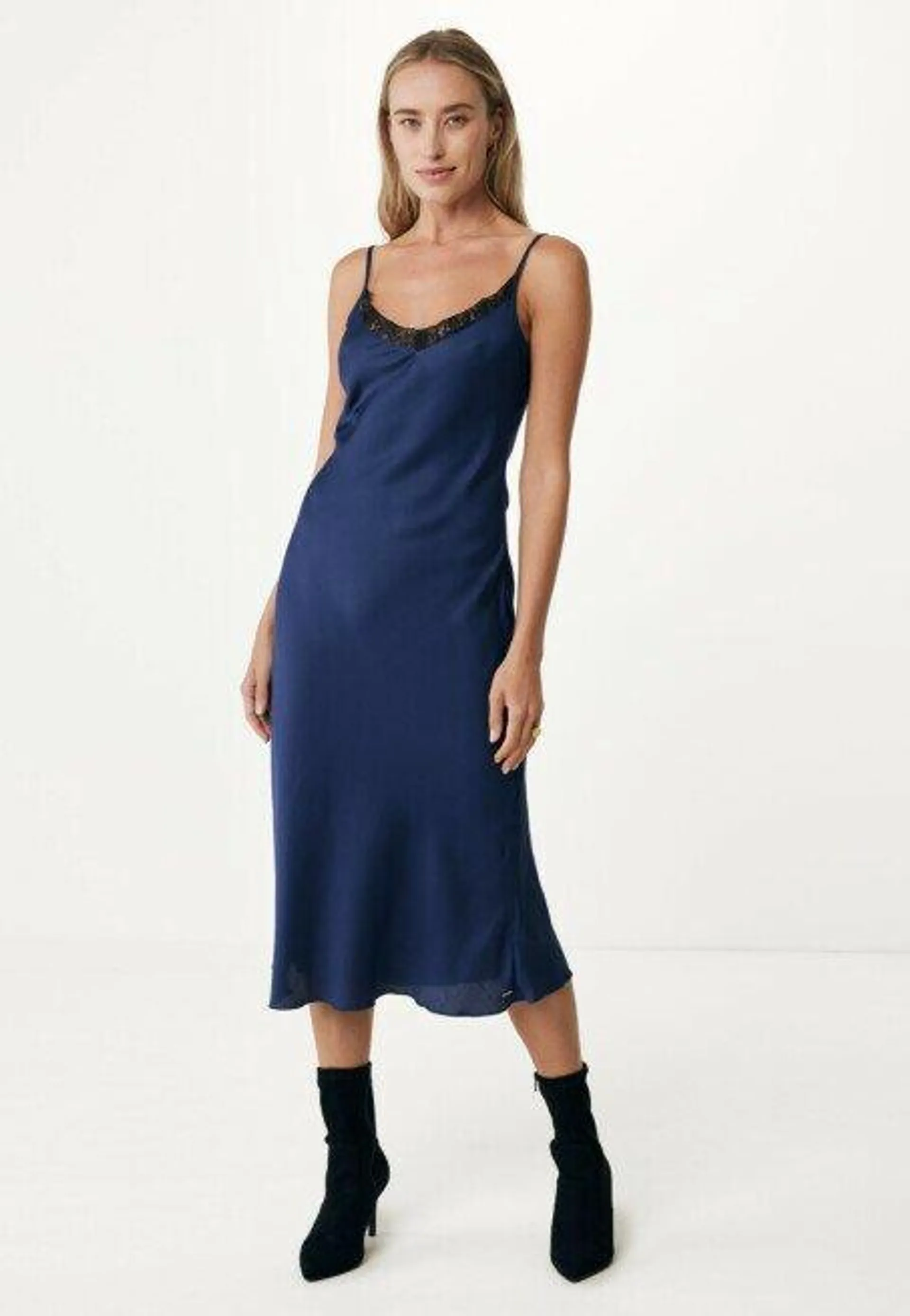 Mexx XX Anouk Satijnen Jurk Navy