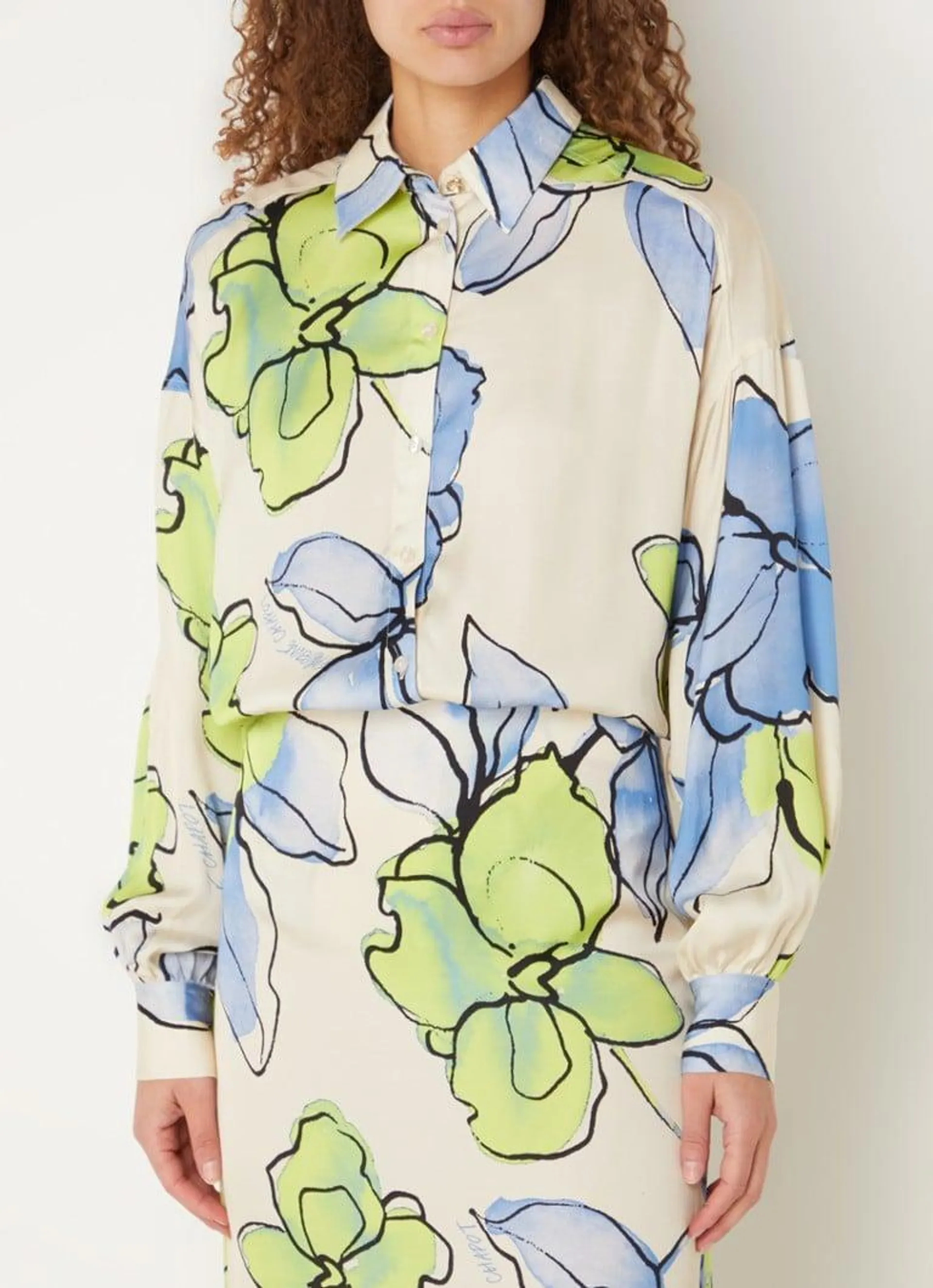 Gabriel oversized blouse van satijn met bloemenprint