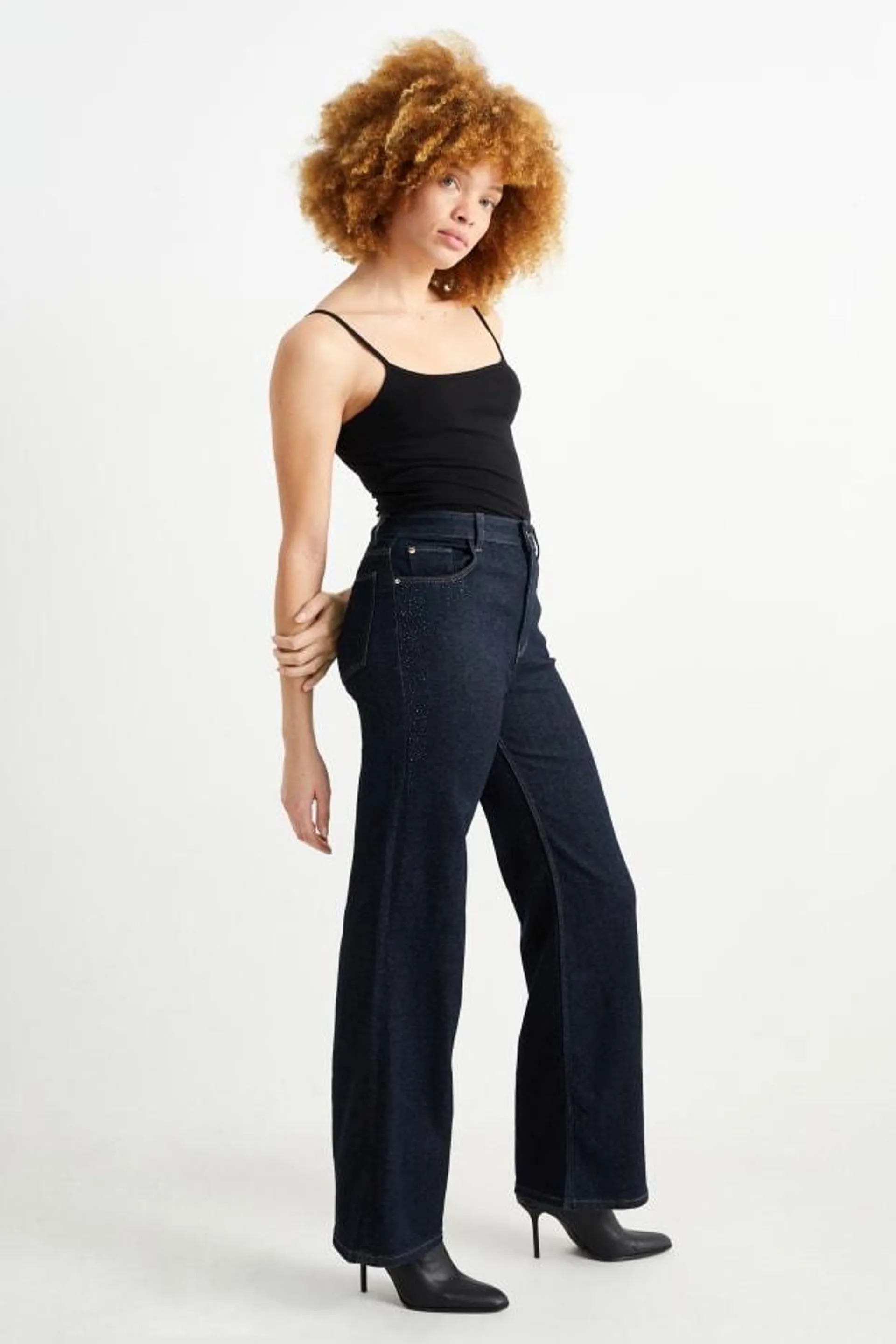 Wide leg jeans - high waist