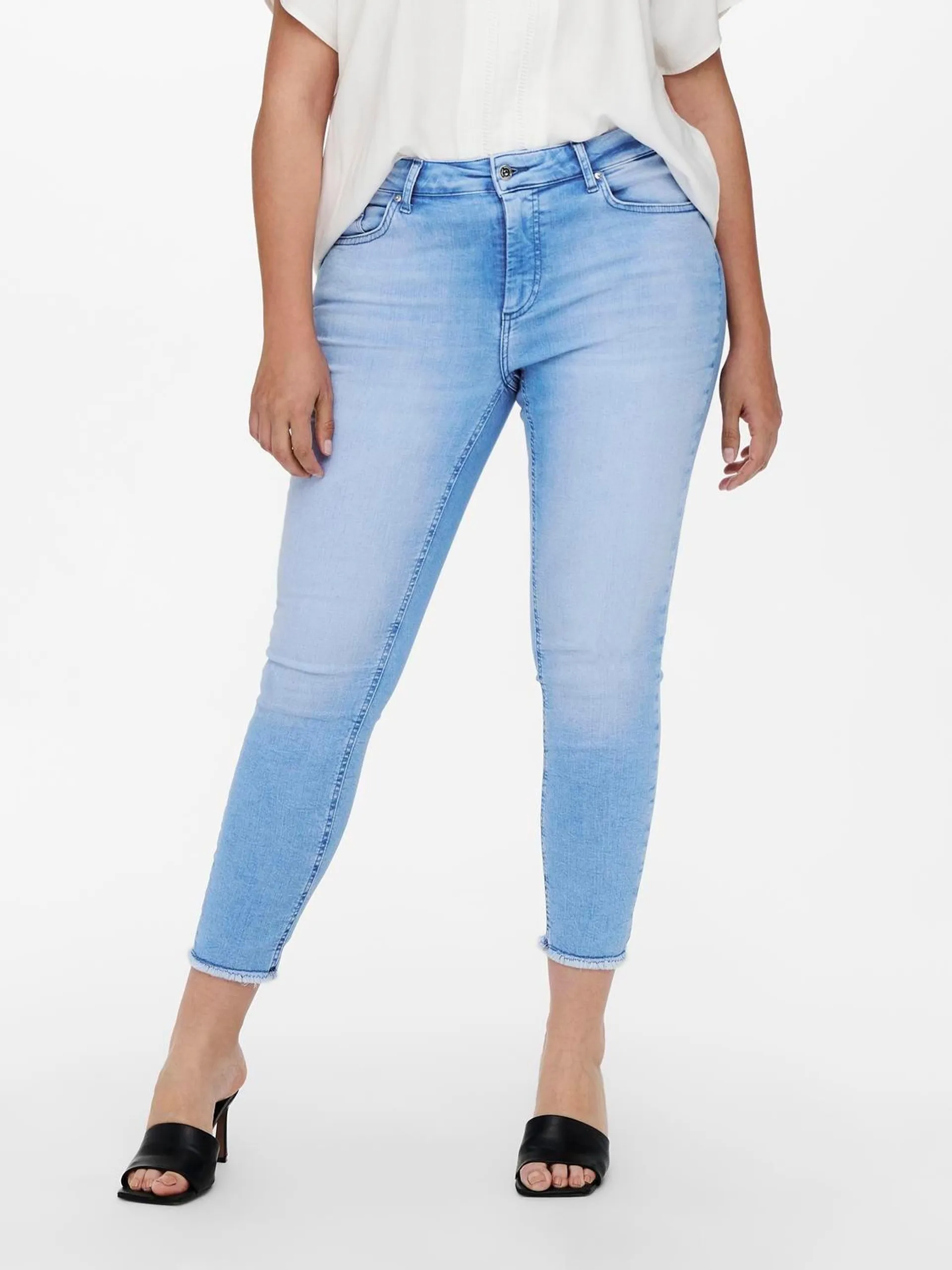 CARWilly Regular Waist Skinny Jeans