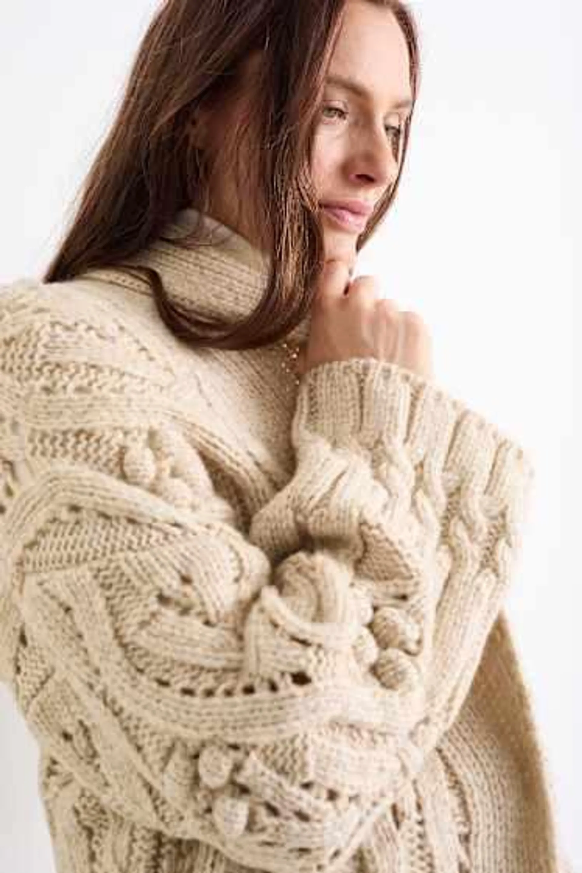 Long cardigan - cable knit pattern