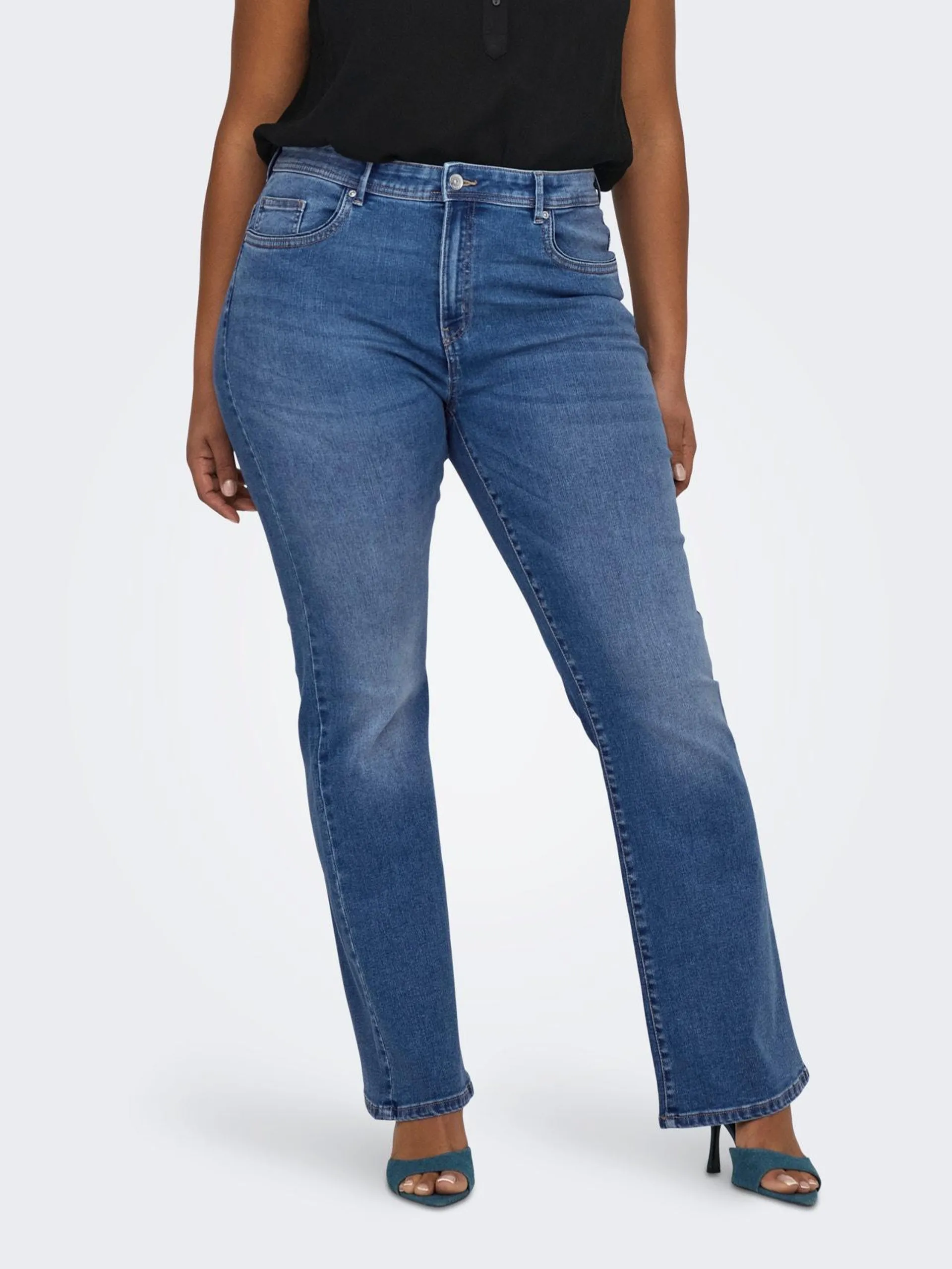 CARSally Flared Jeans