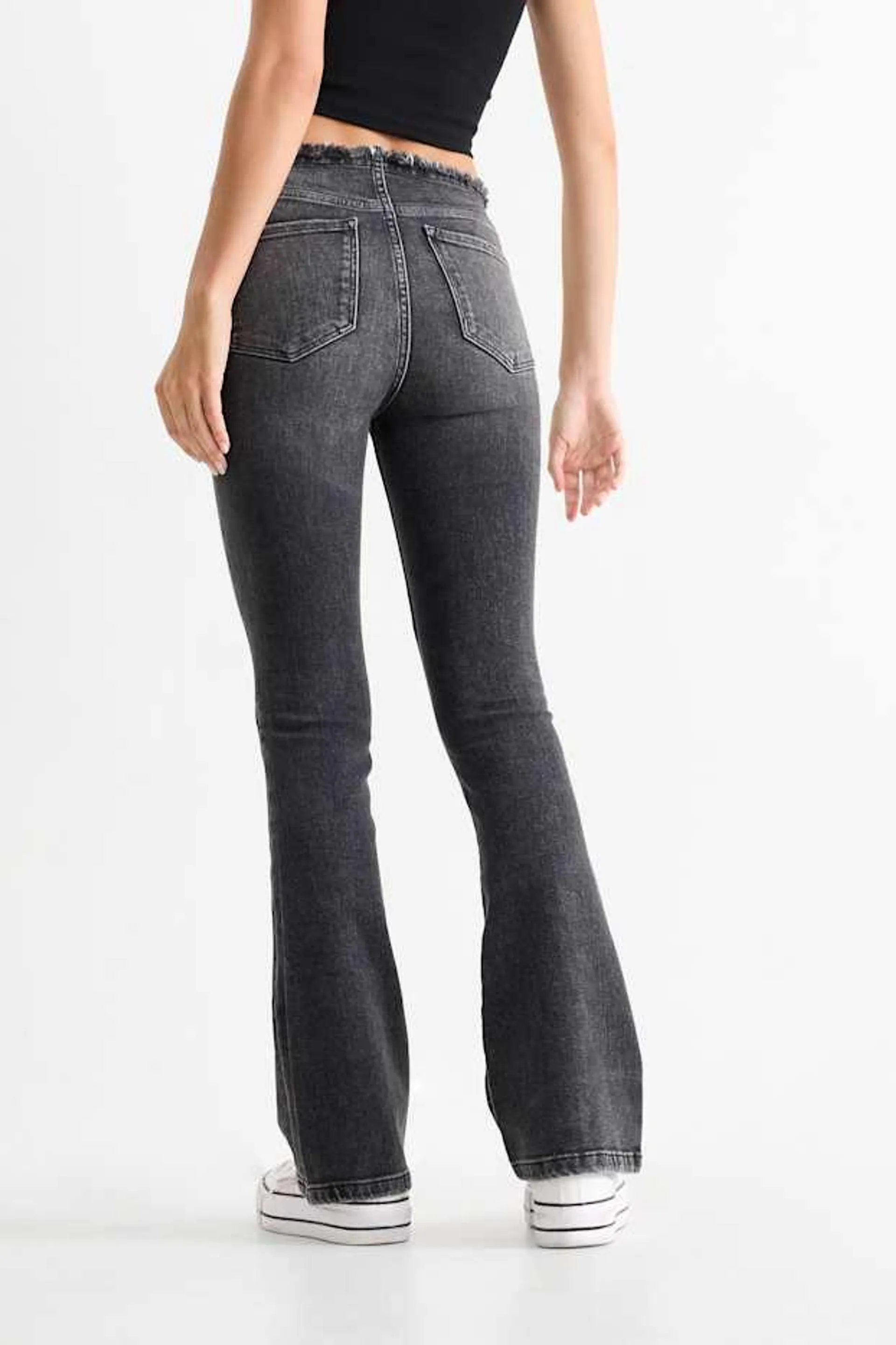 Flared jeans - mid waist - LYCRA®