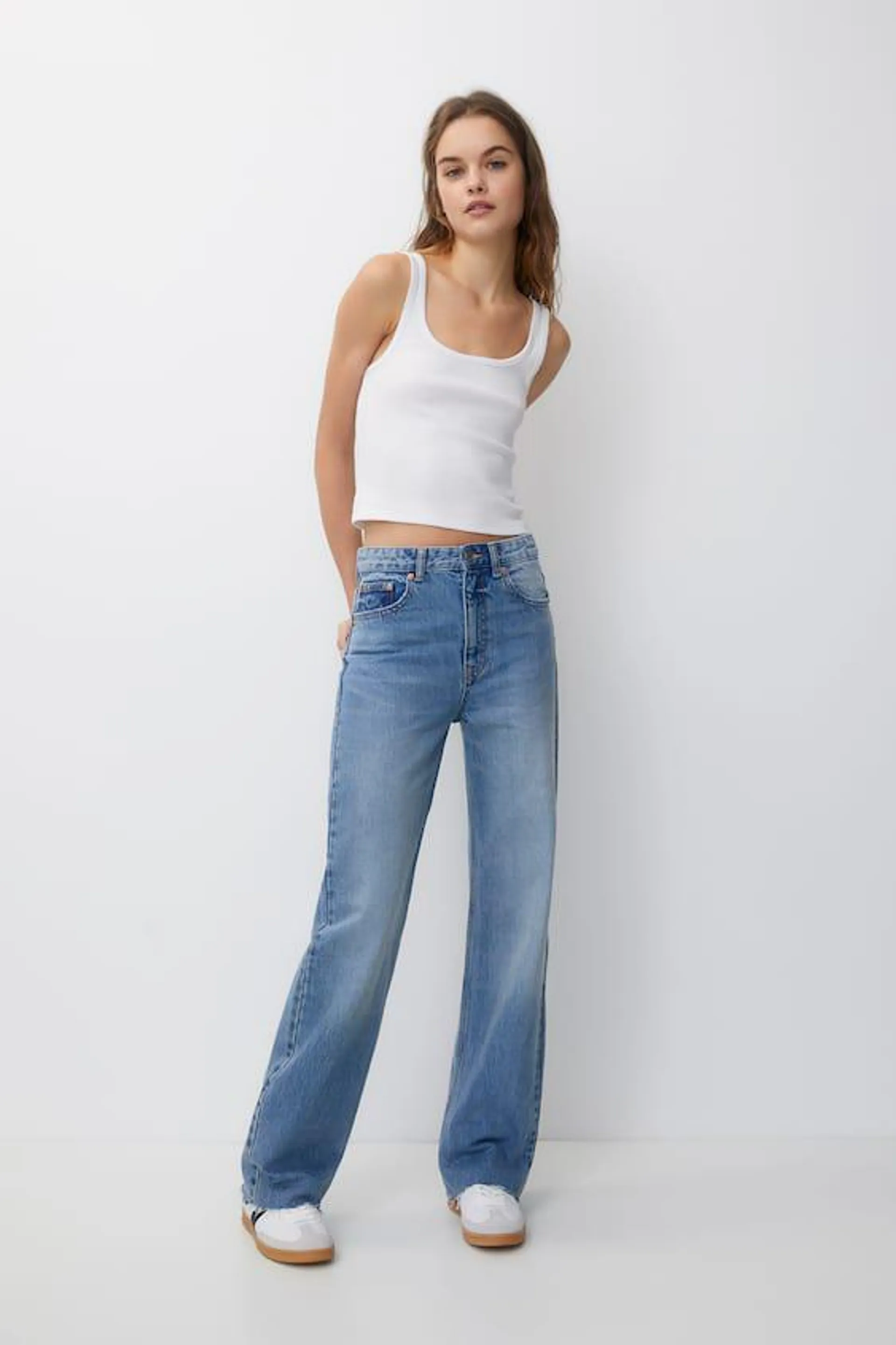 RECHT MODEL JEANS MET HOGE TAILLE