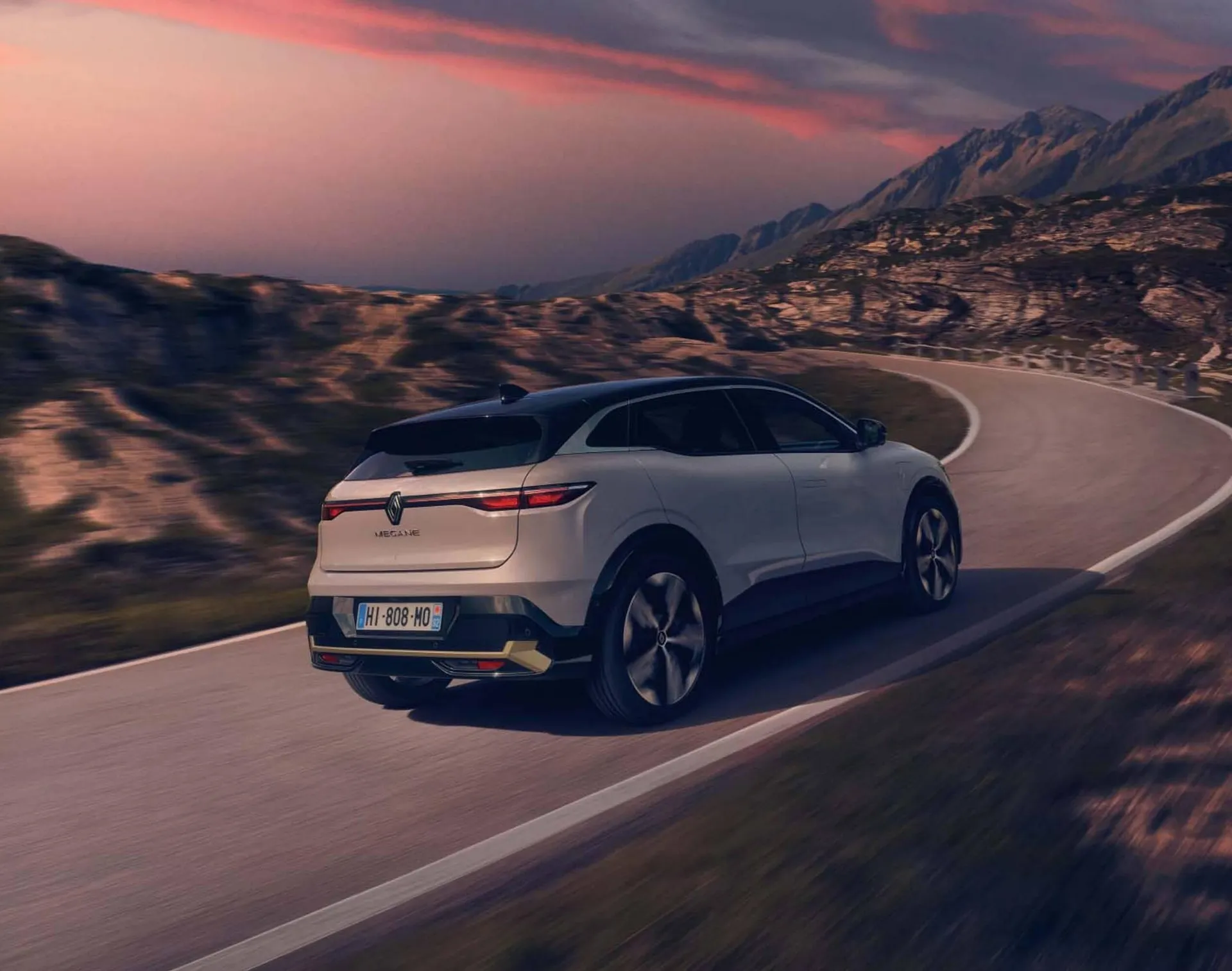 Renault Megane E-Tech folder van 20 januari tot 31 december 2023 - Folder pagina 12