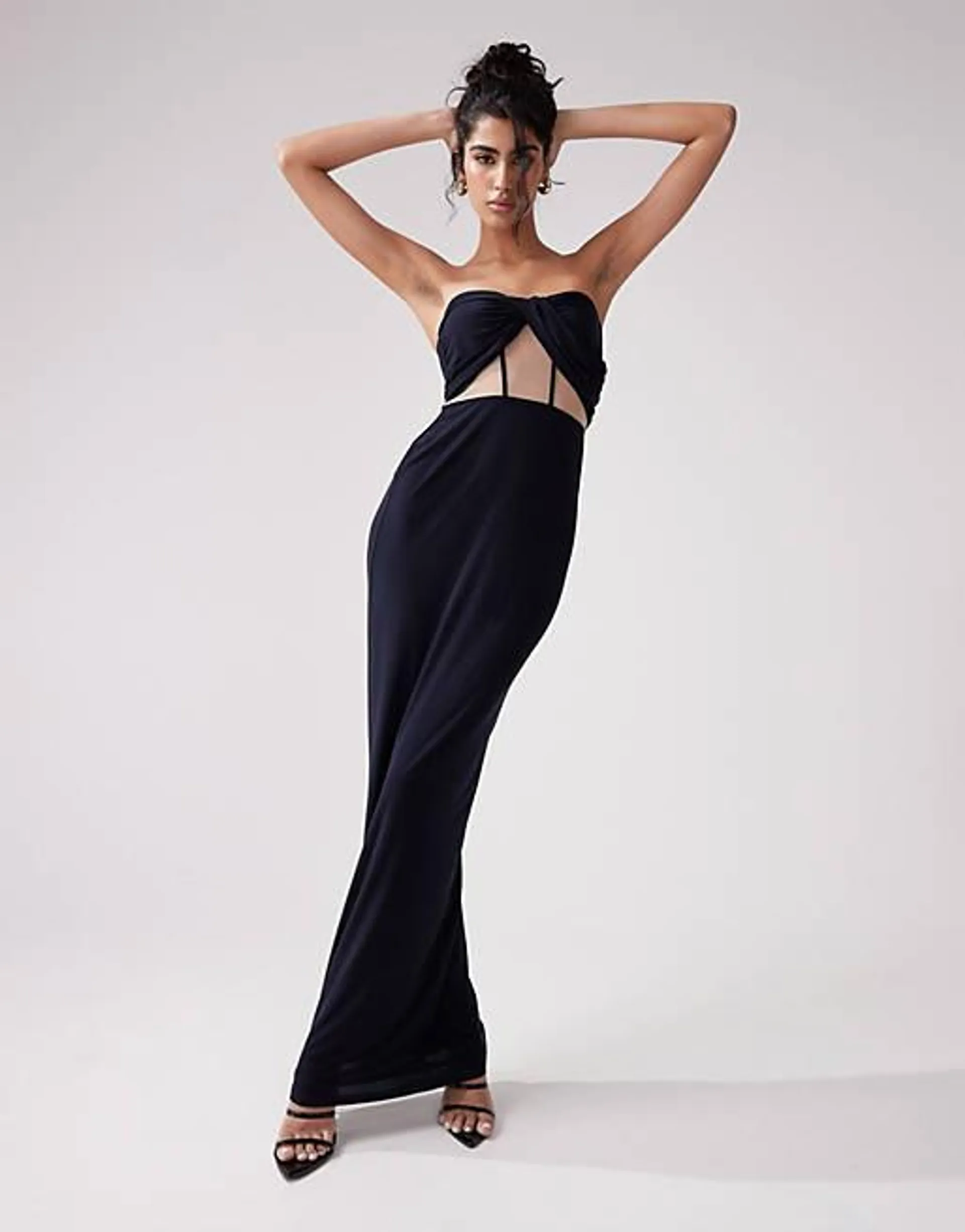 ASOS DESIGN - Maxi bandeau-jurk met gedrapeerde gedraaide voorkant, rouleau-bandjes en onzichtbaar mesh in marineblauw