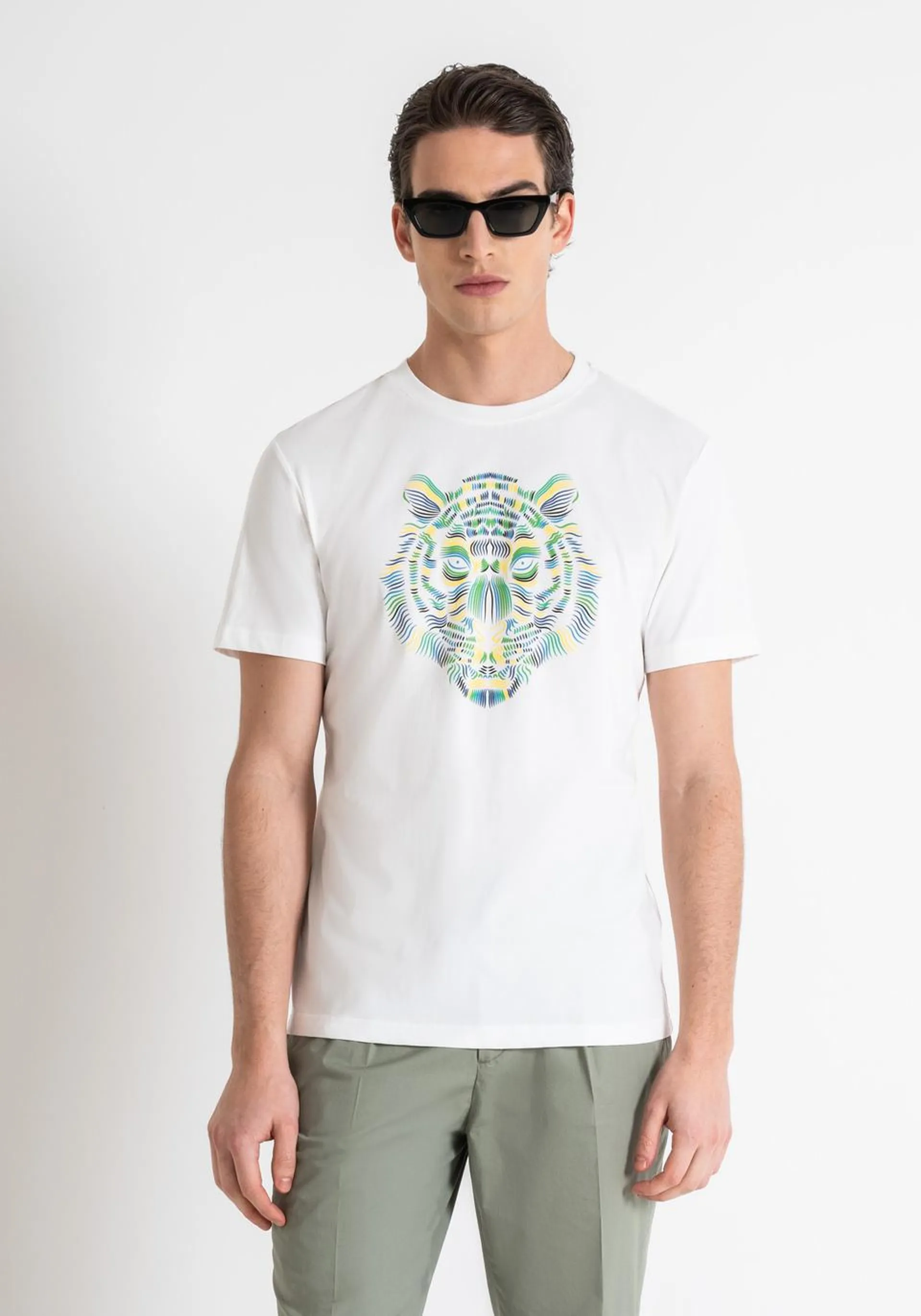 SLIM FIT T-SHIRT IN COTTON JERSEY WITH SPONGE-EFFECT TIGER PRINT