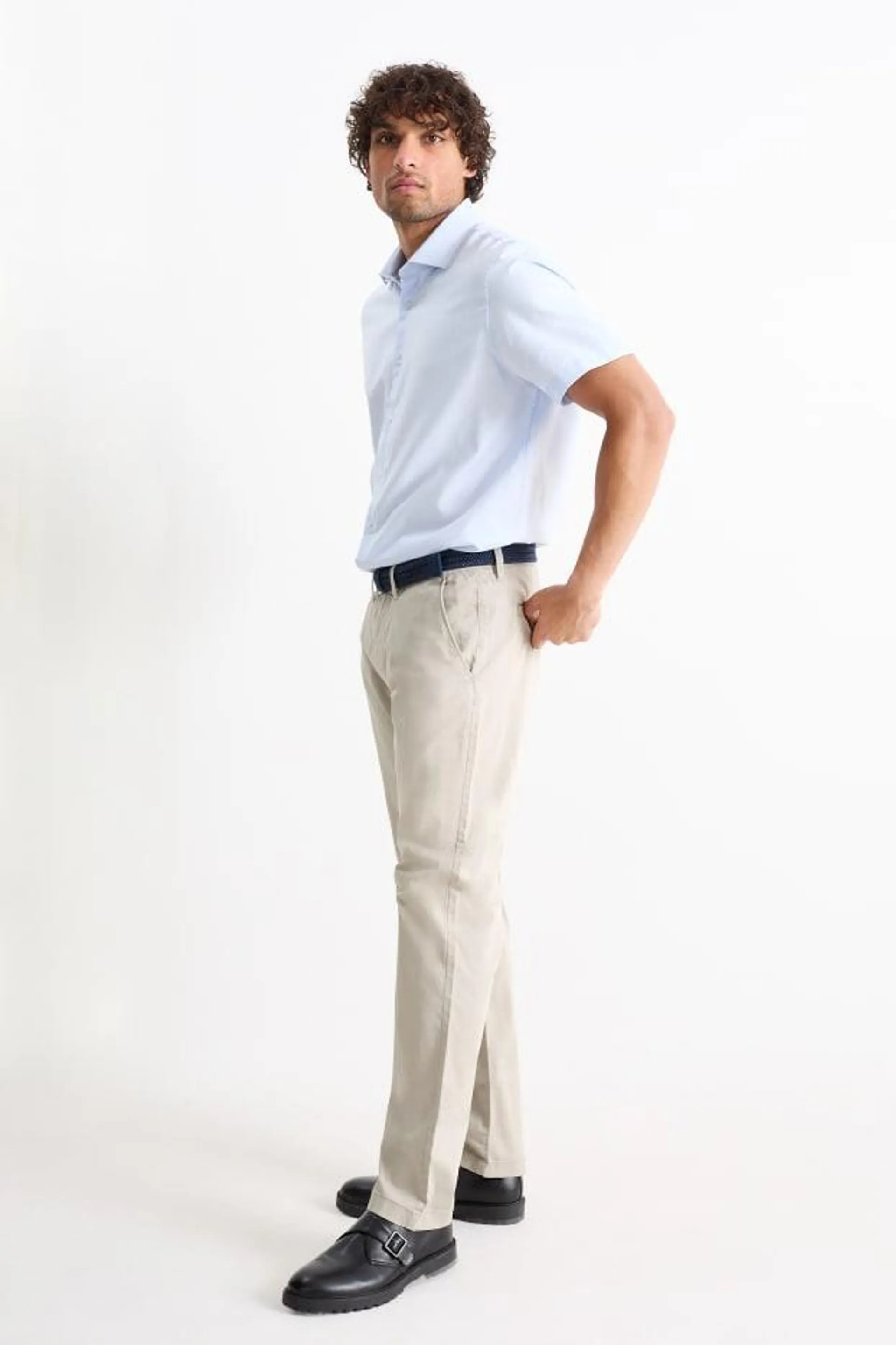 Chinos with belt - regular fit