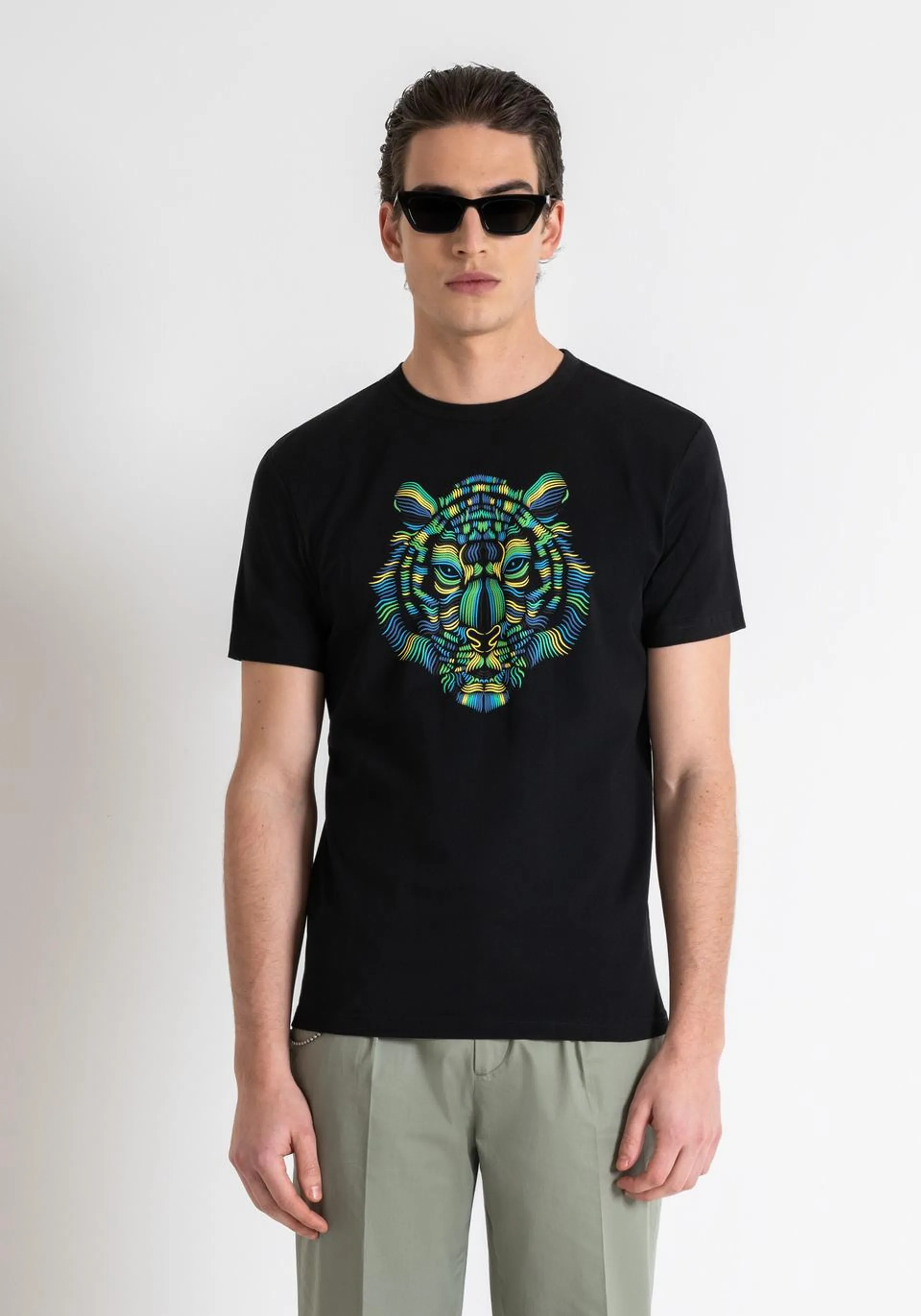 SLIM FIT T-SHIRT IN COTTON JERSEY WITH SPONGE-EFFECT TIGER PRINT