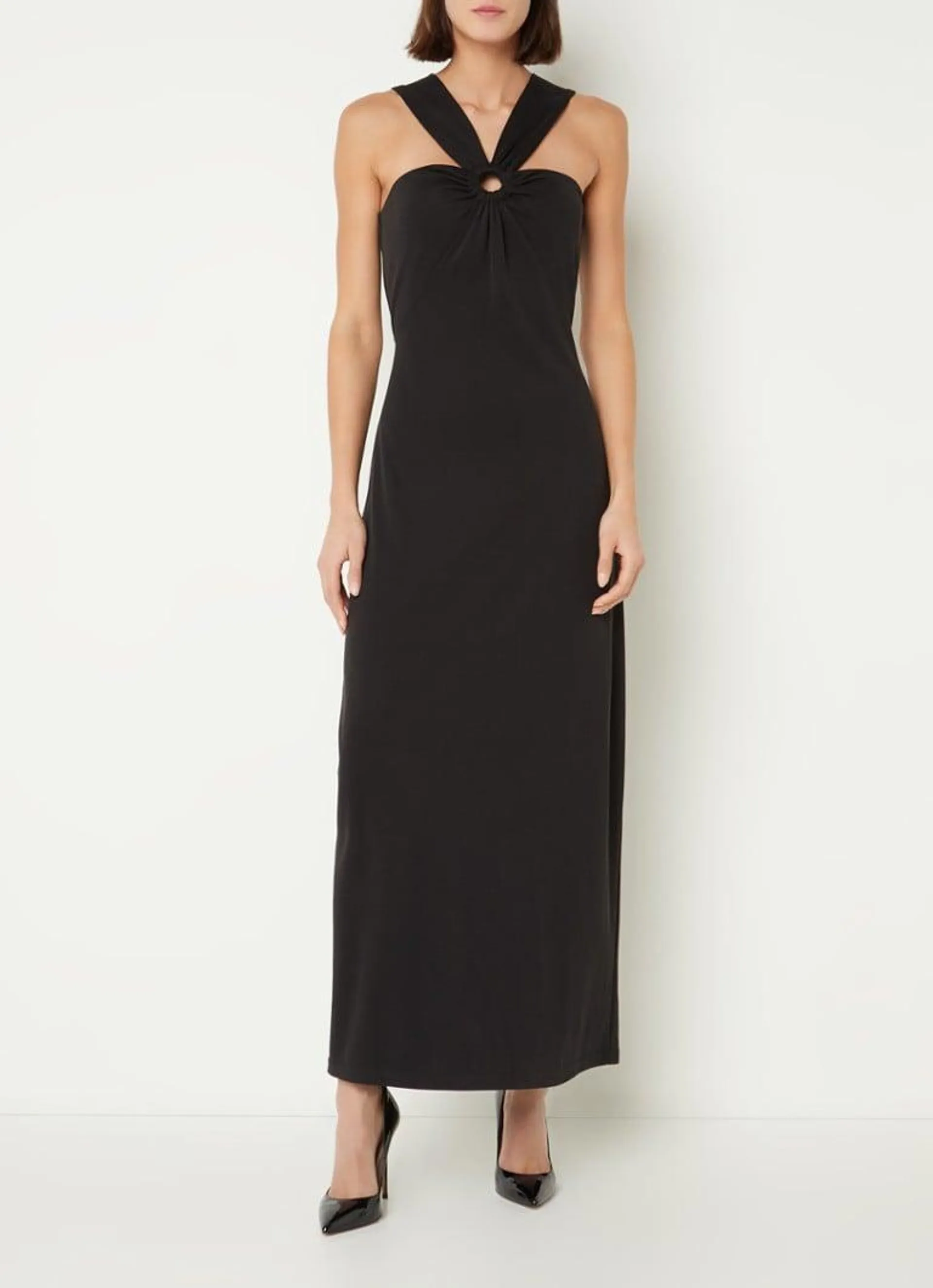 Amani maxi halterjurk met cut-out detail