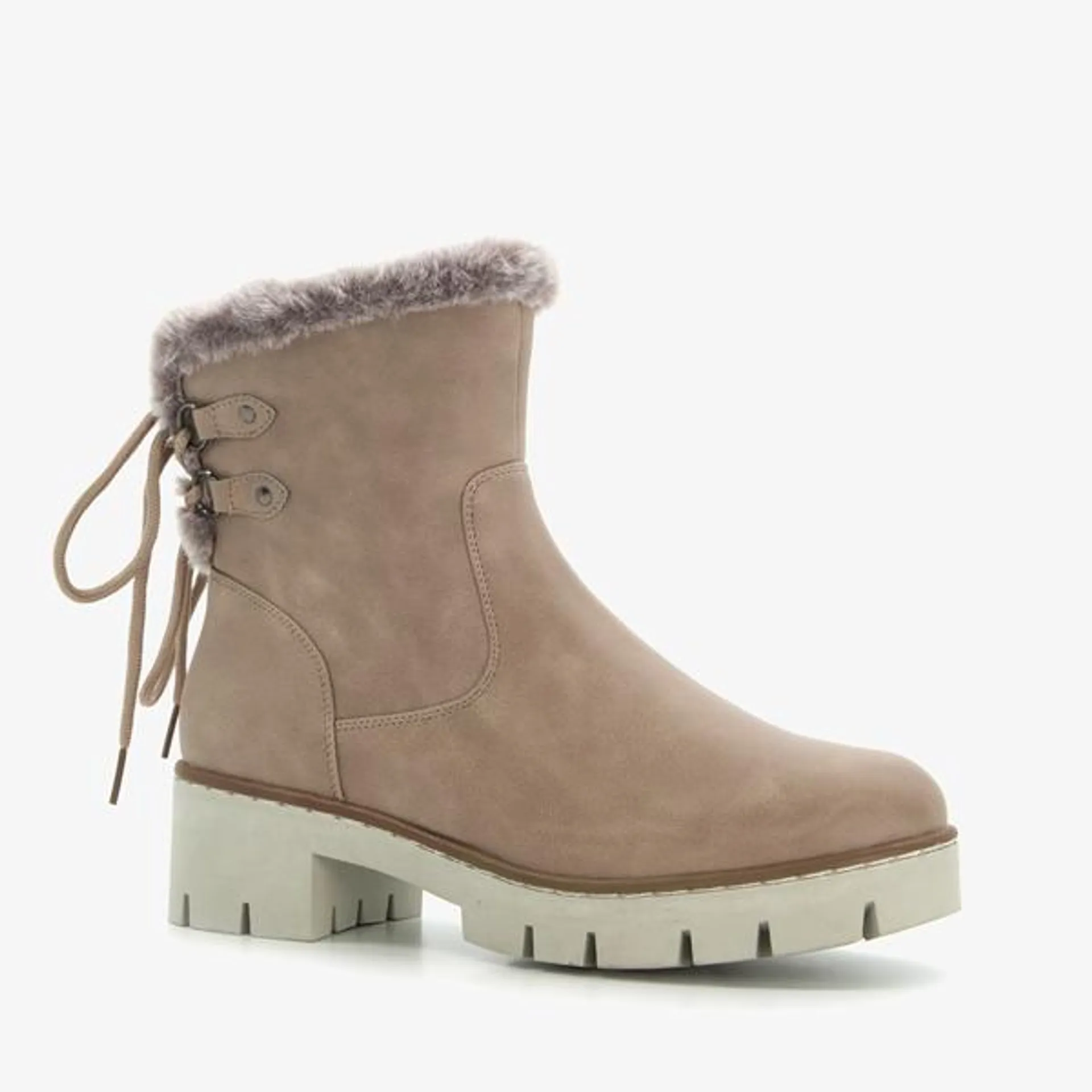 Blue Box gevoerde dames boots beige