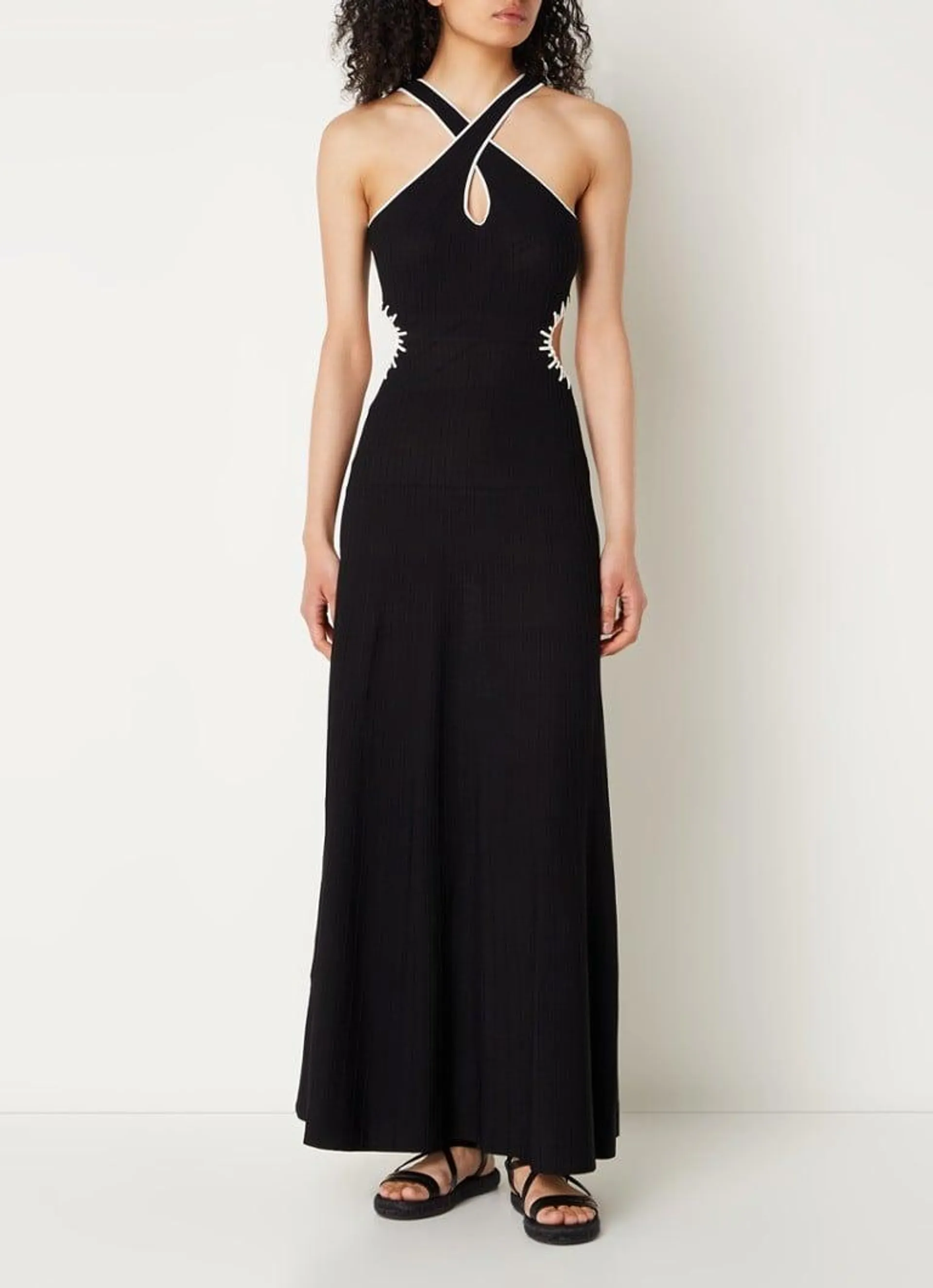 Oaissa maxi jurk met cut-out detail