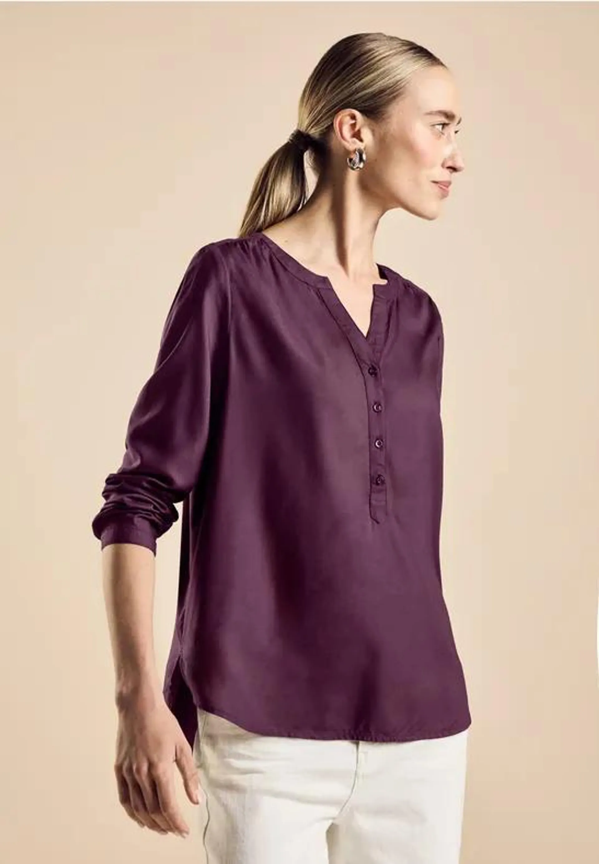 Basic viscose blouse