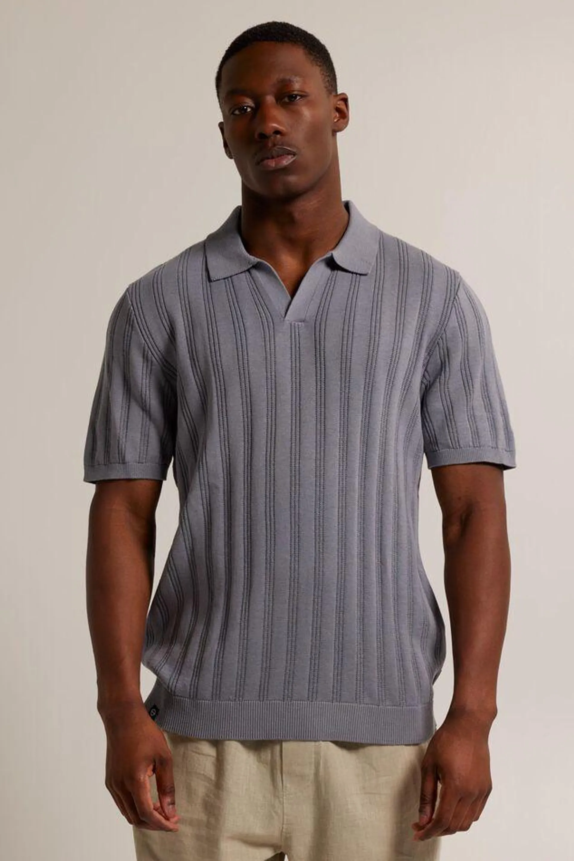 Regular fit polo met V-hals