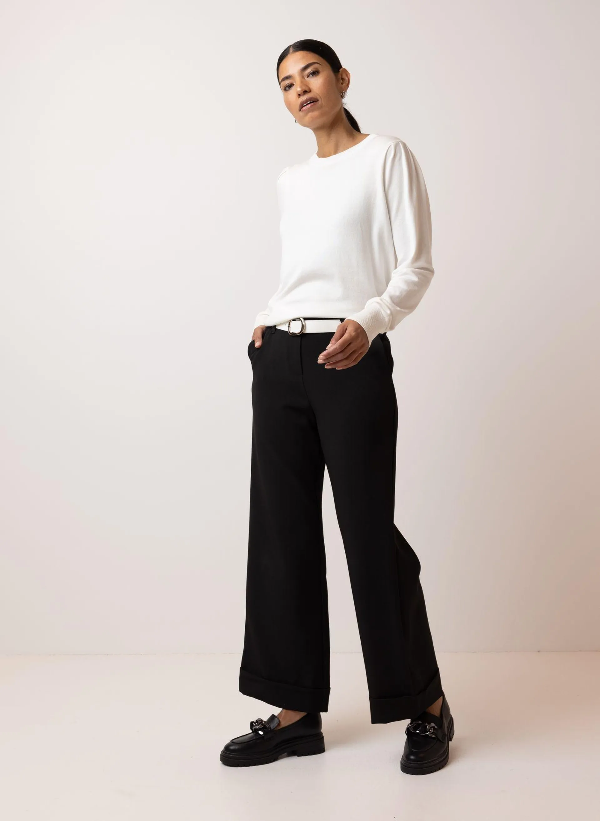 Zwarte pantalon met riem