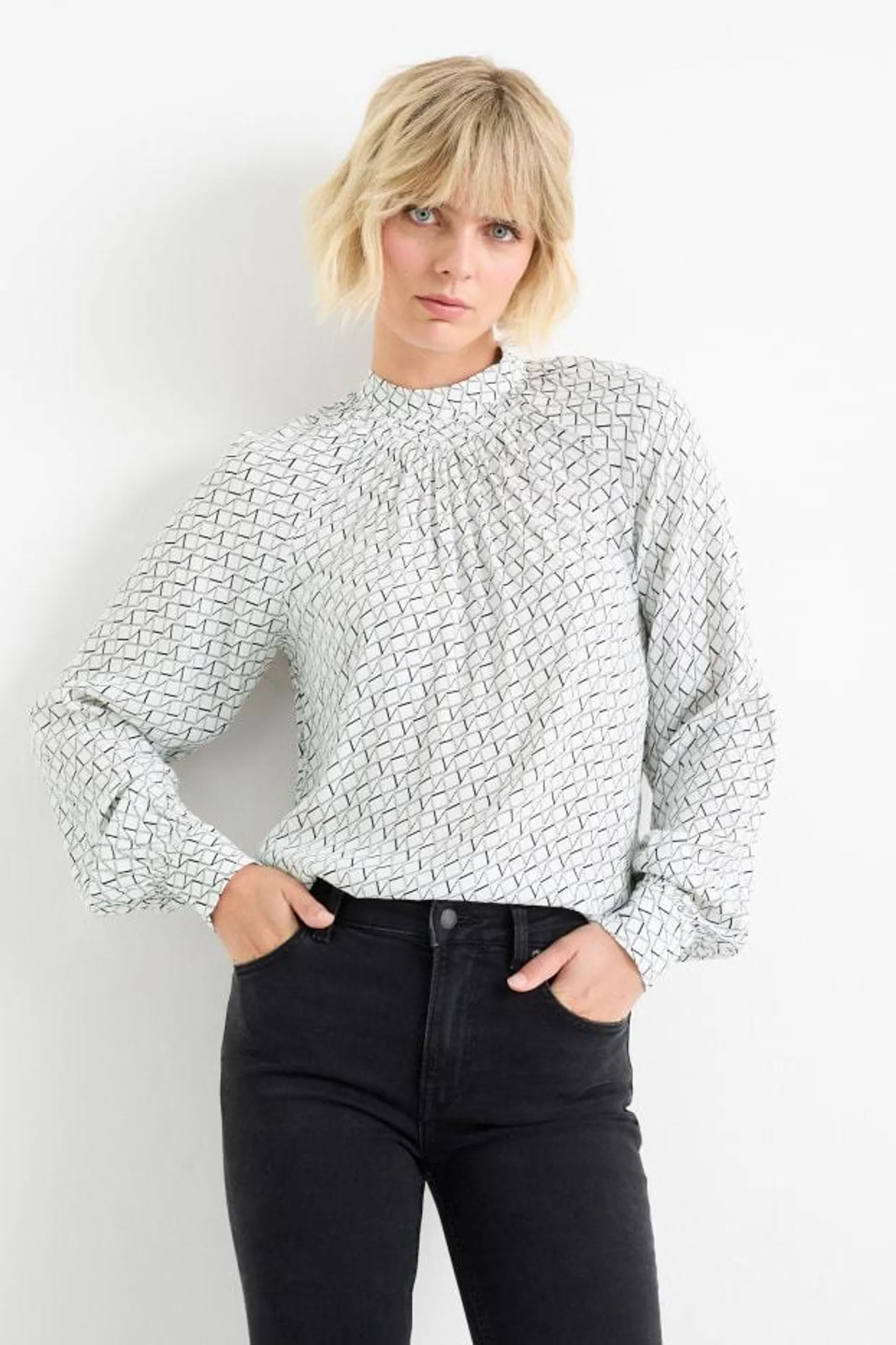 Business blouse with band collar - patterned