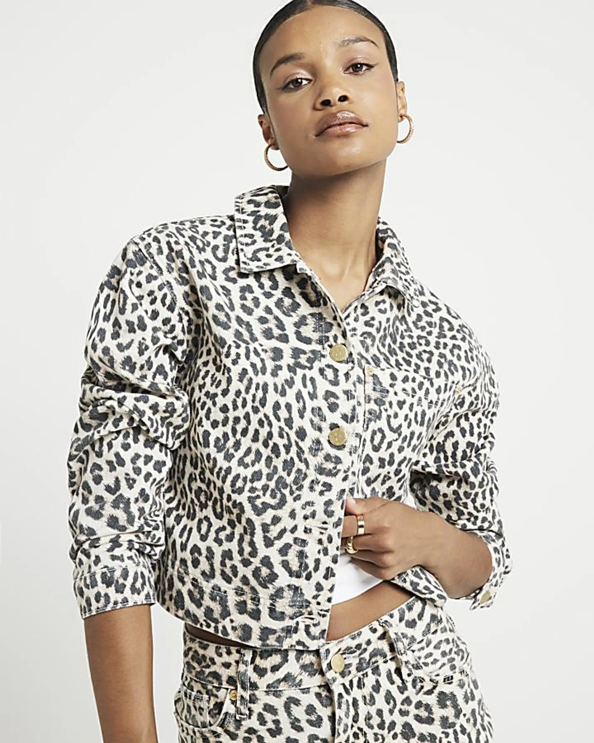 Brown leopard cropped denim shirt