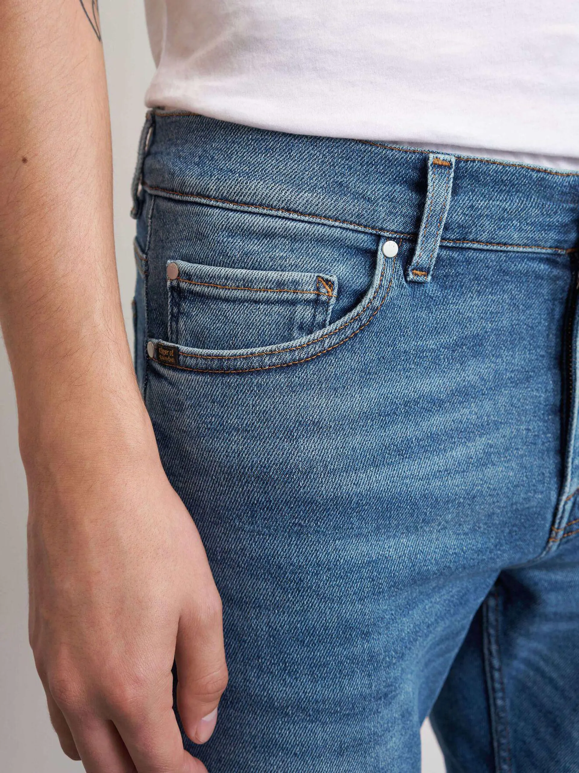 Evolve Jeans