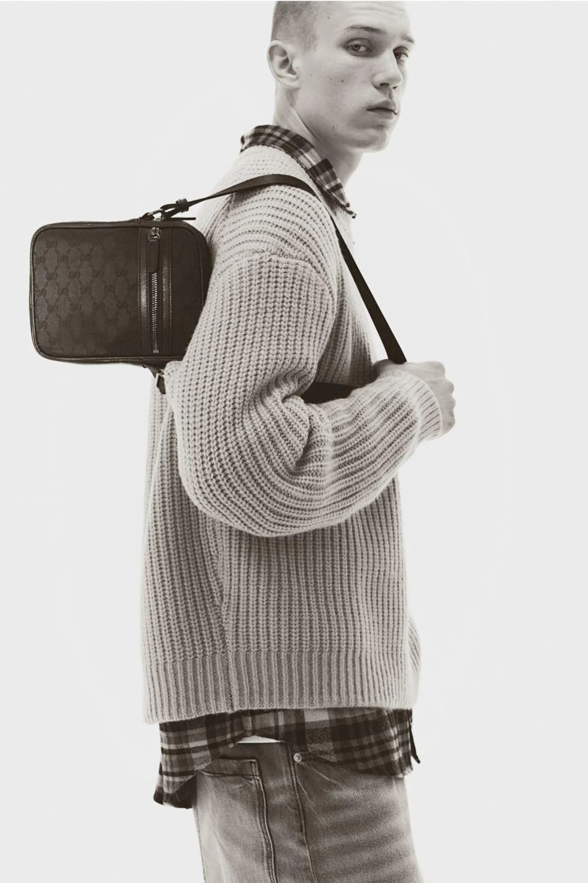 Small shoulder bag