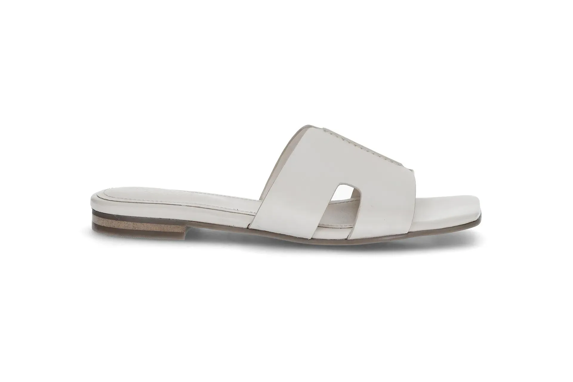 Trendy Slip-in sandal