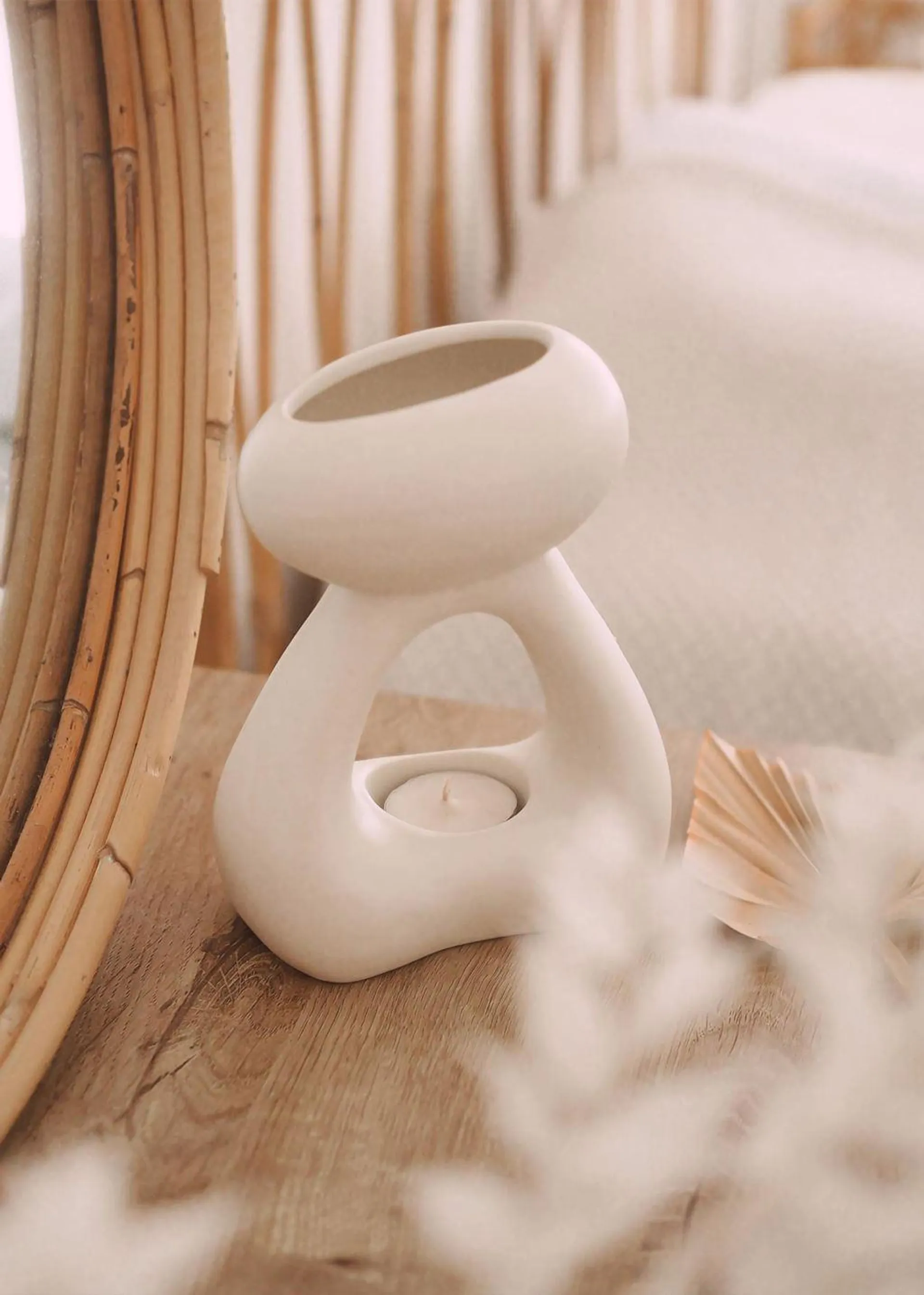 Decorative aroma burner
