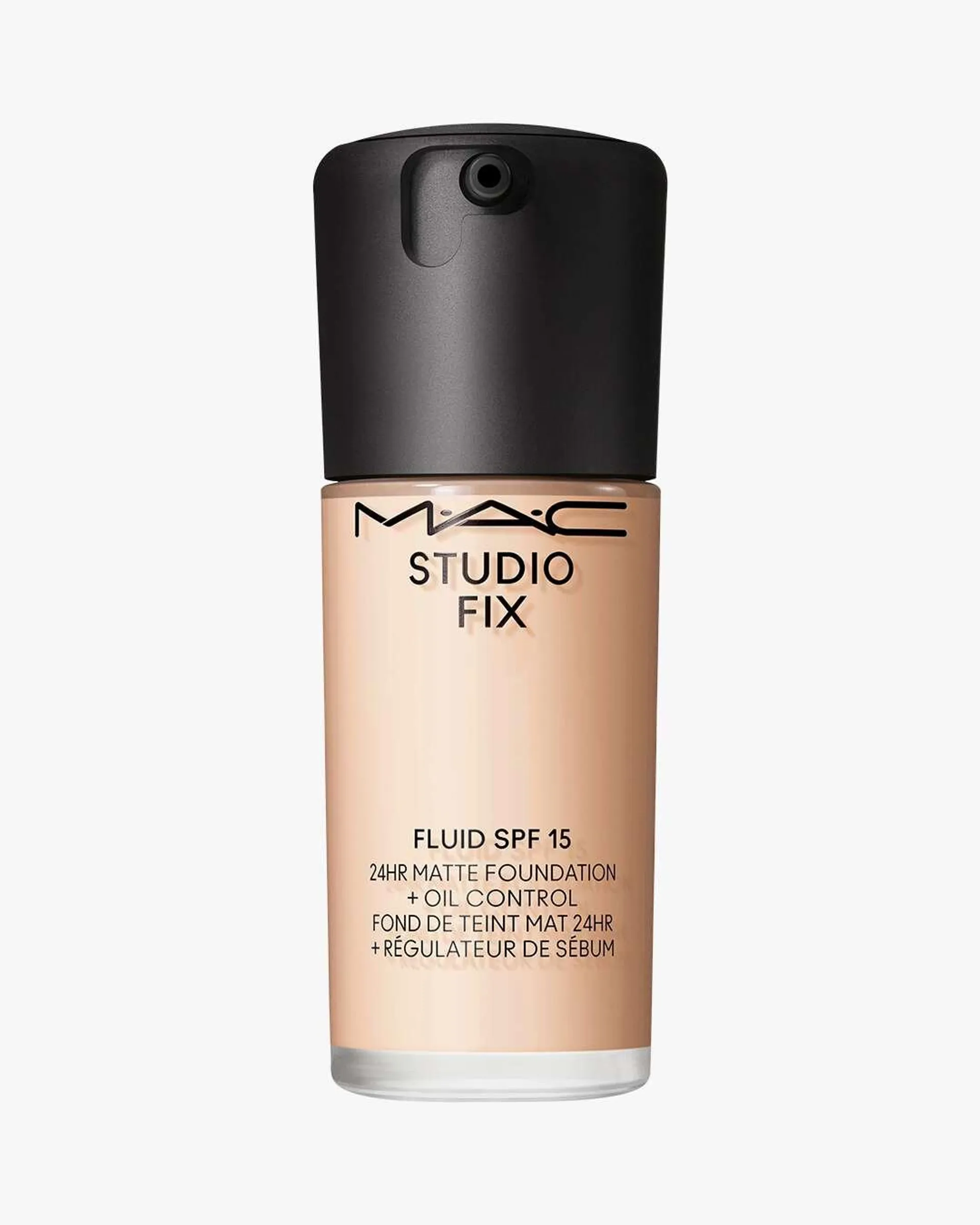 Studio Fix Fluid SPF 15 24HR Matte Foundation + Oil Control 30 ml