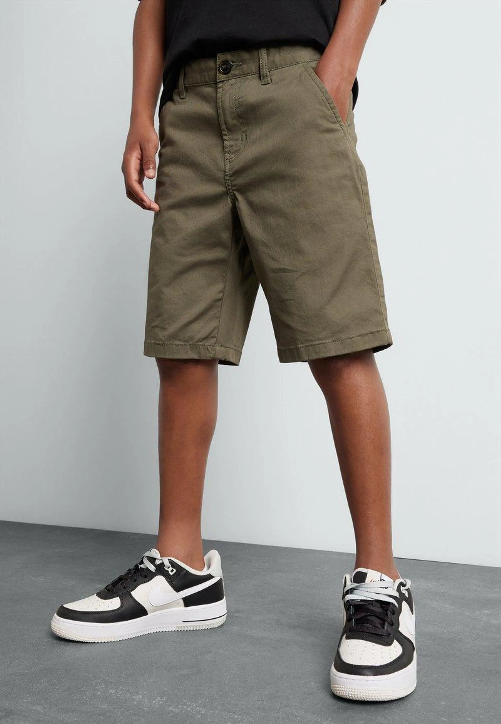 HOWLAND CLASSIC - Shorts