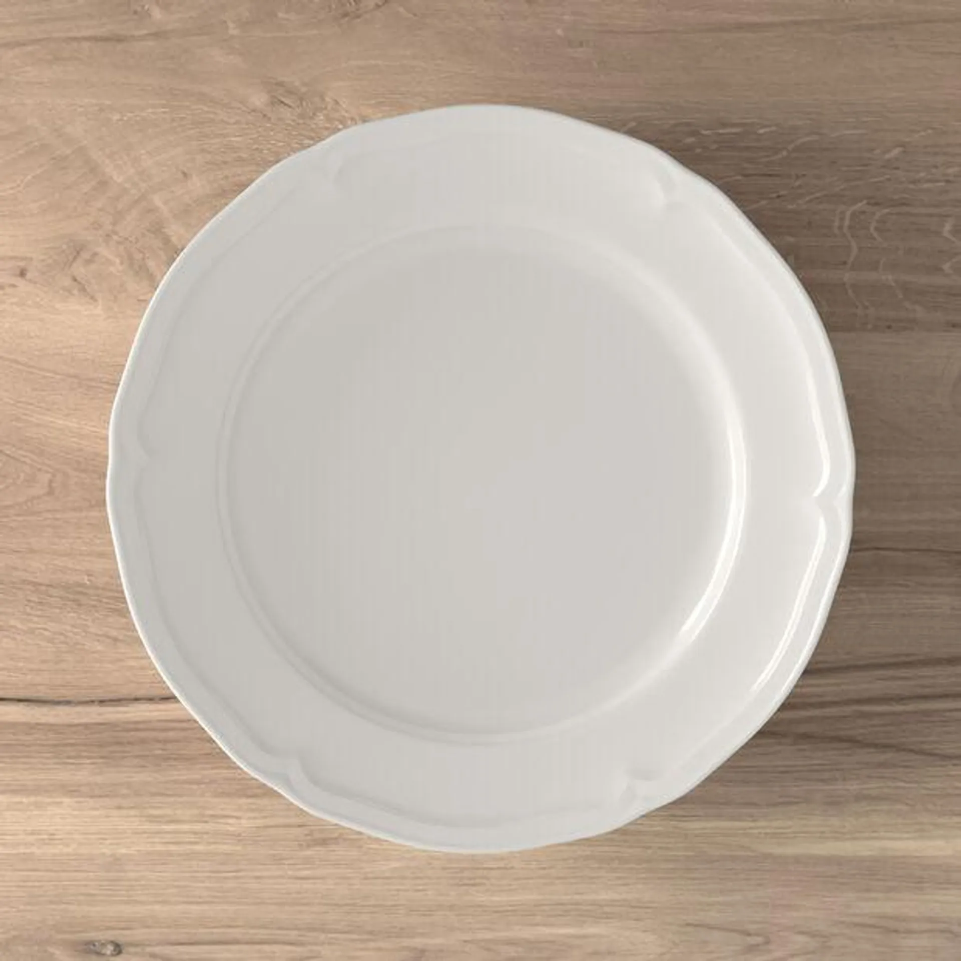 Manoir dinner plate