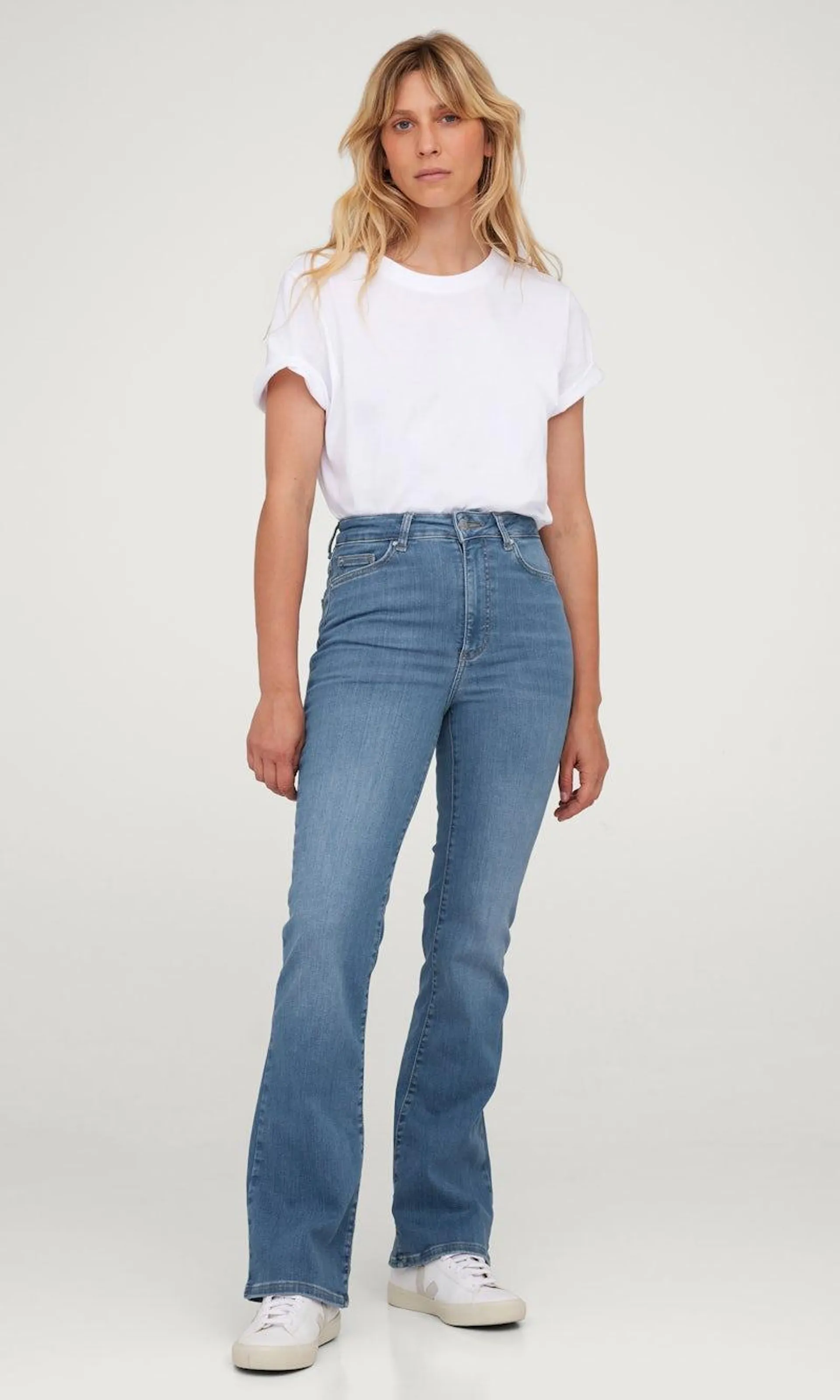 High waist curve bootcut jeans