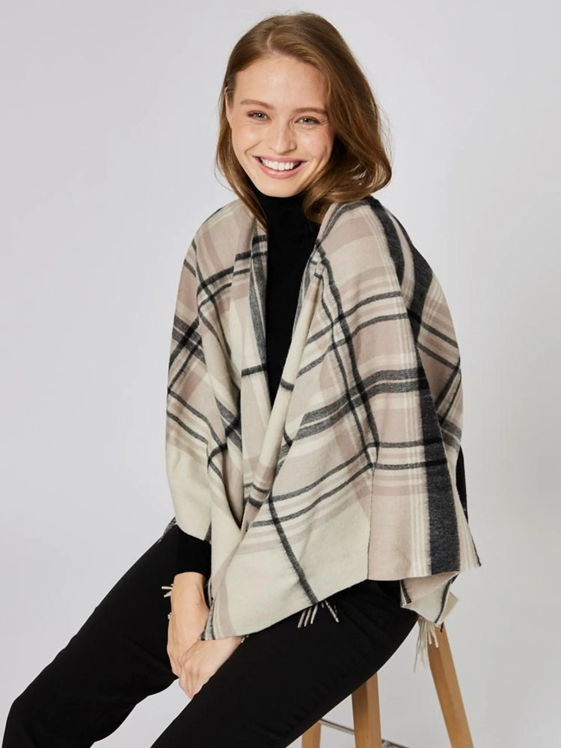 Rutet ull poncho
