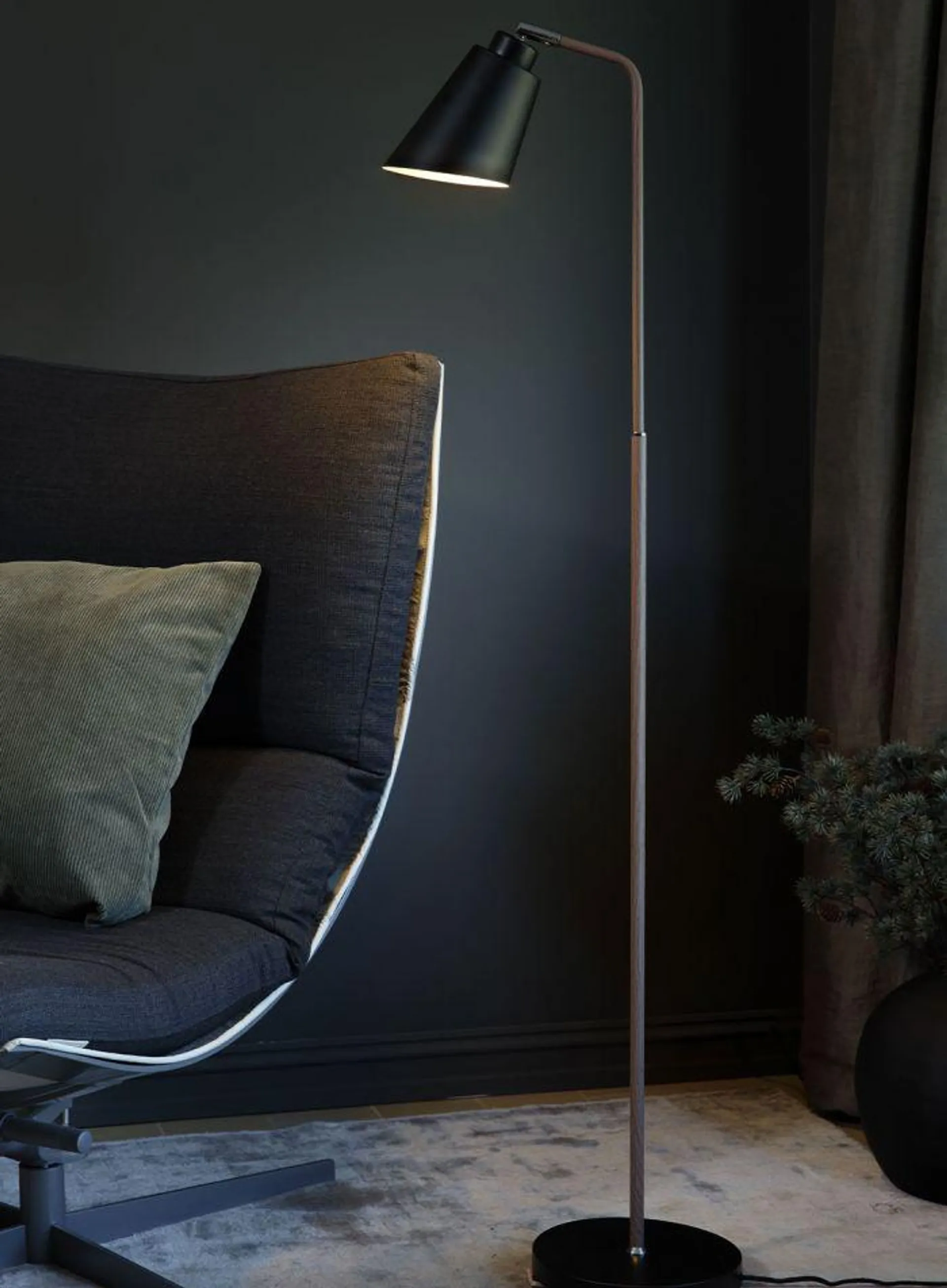 København gulvlampe - sort/natur