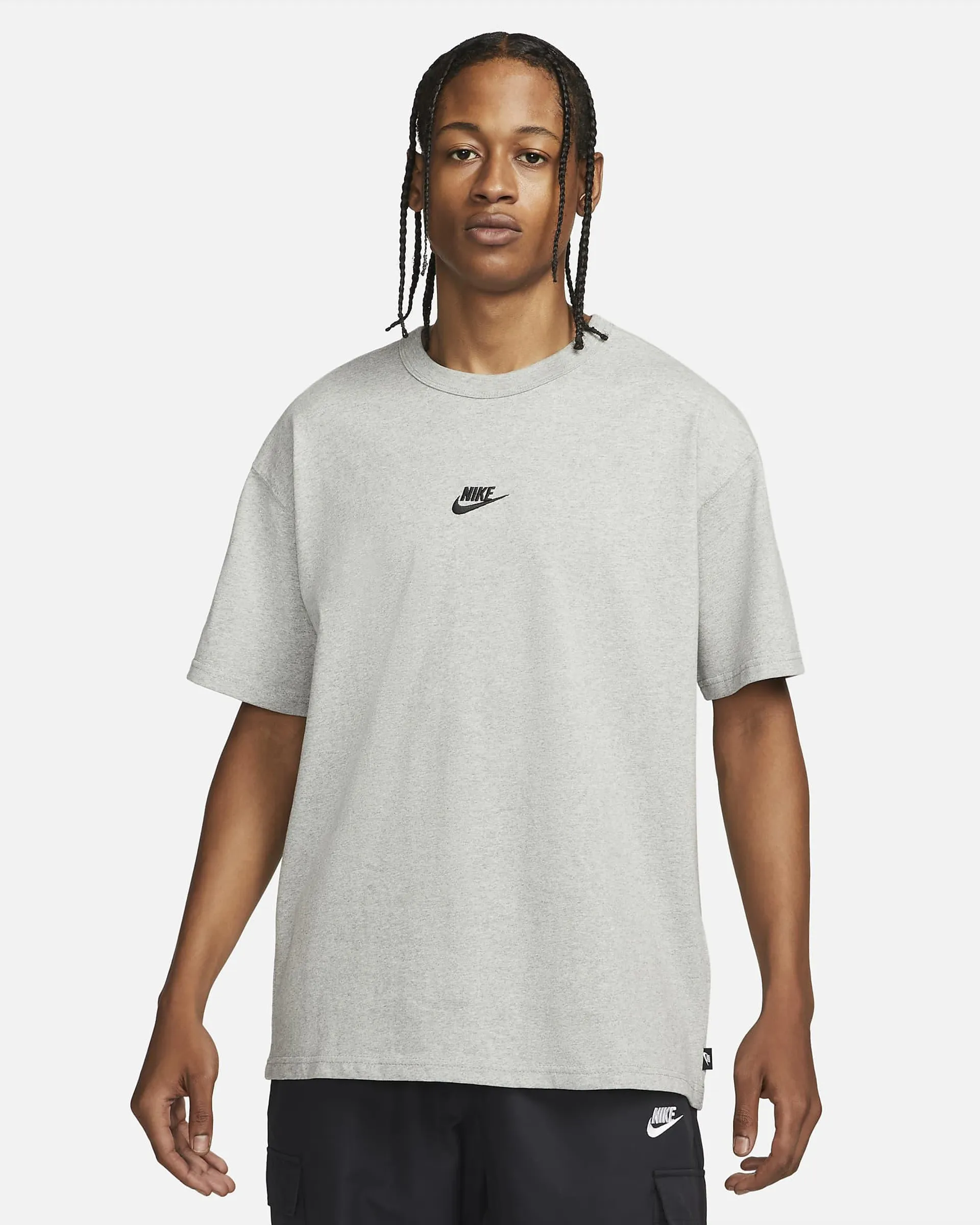 Nike Sportswear Premium Essentials