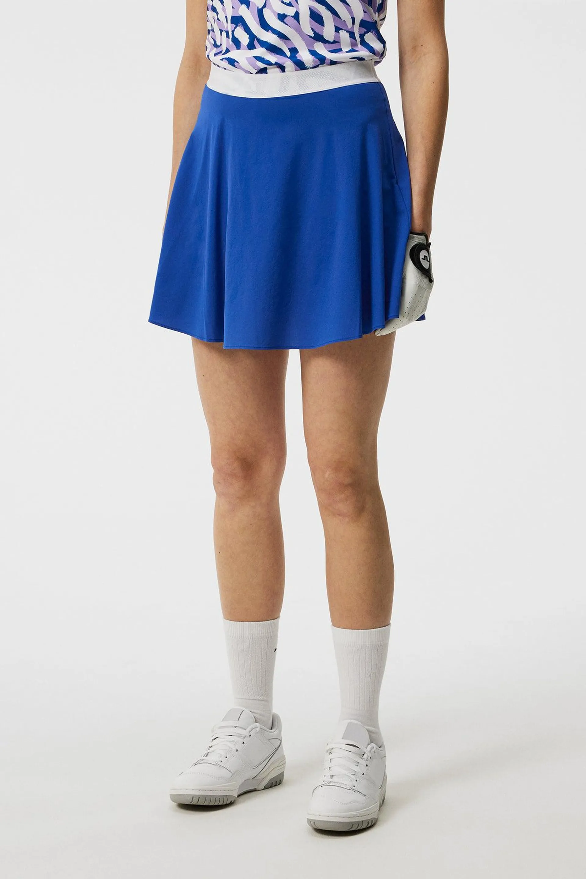 Mimi Skirt Surf the Web
