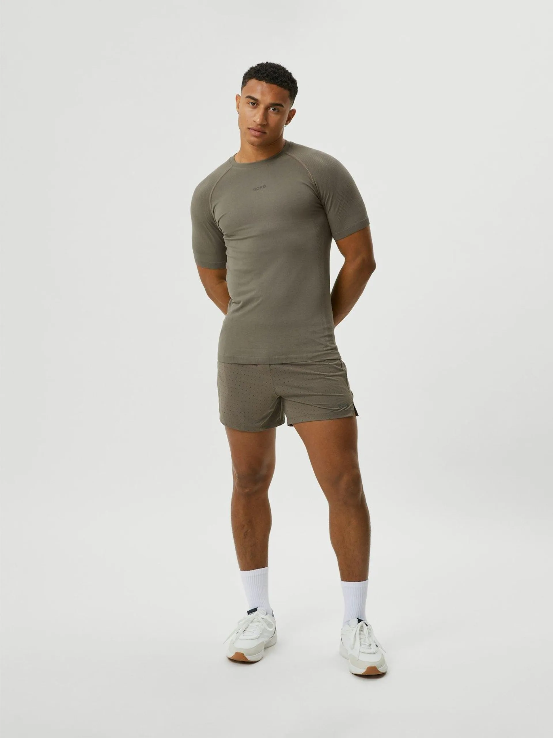 Borg Running Perforated 5' Shorts