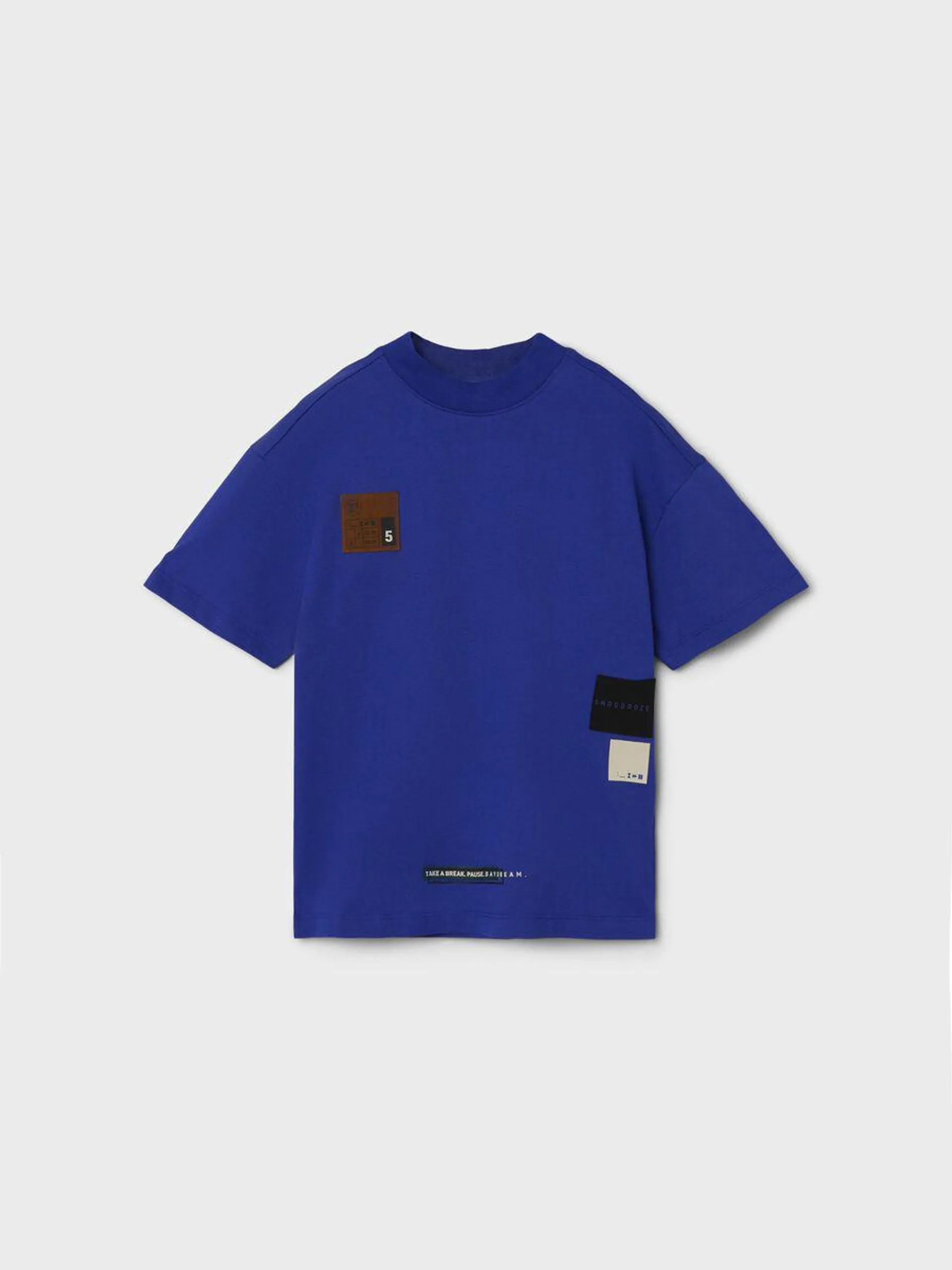 BOXY PASSFORM T-SKJORTE