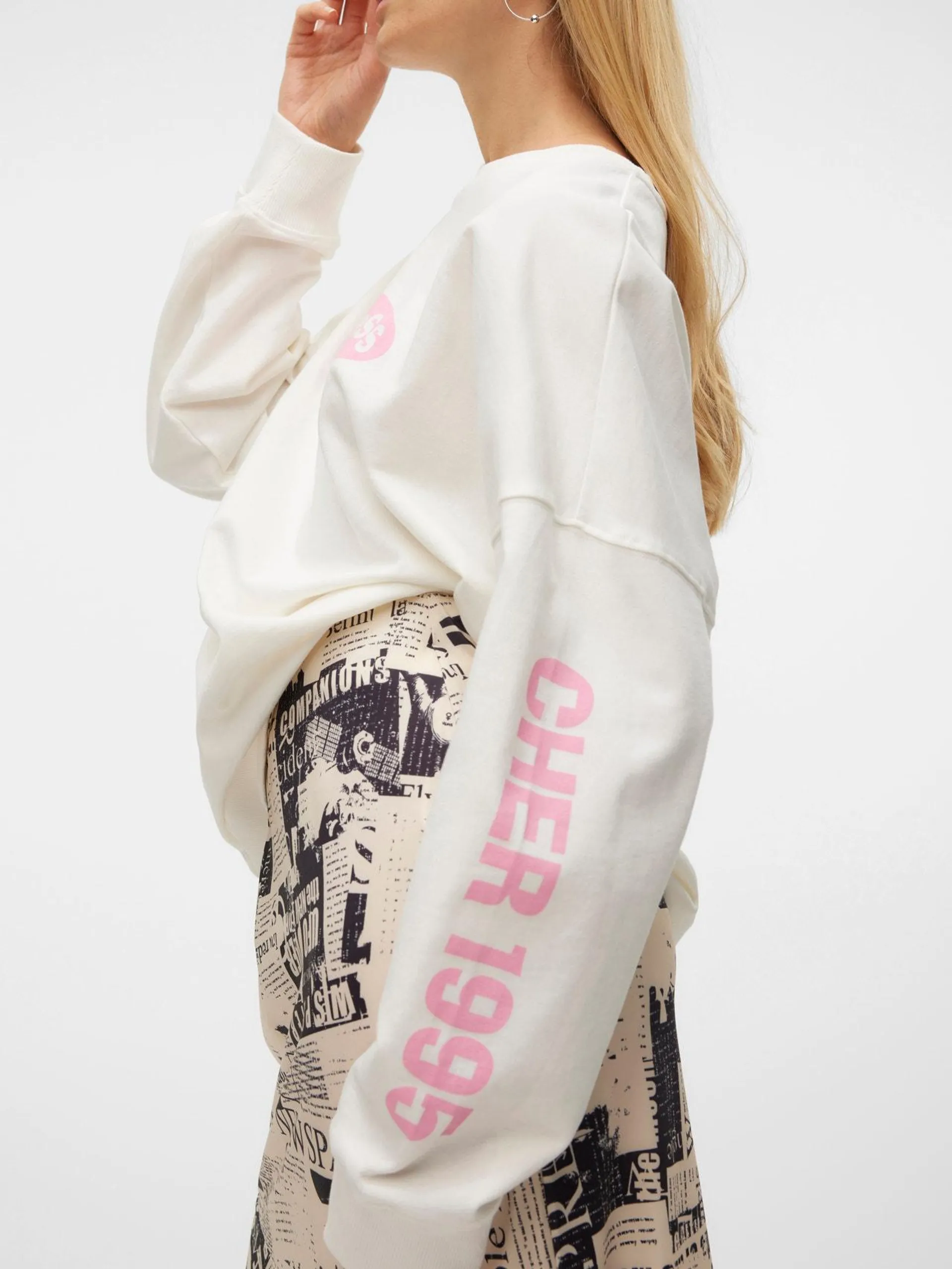 SOMETHINGNEW x PROJECT NOSTALGIA Sweatshirt