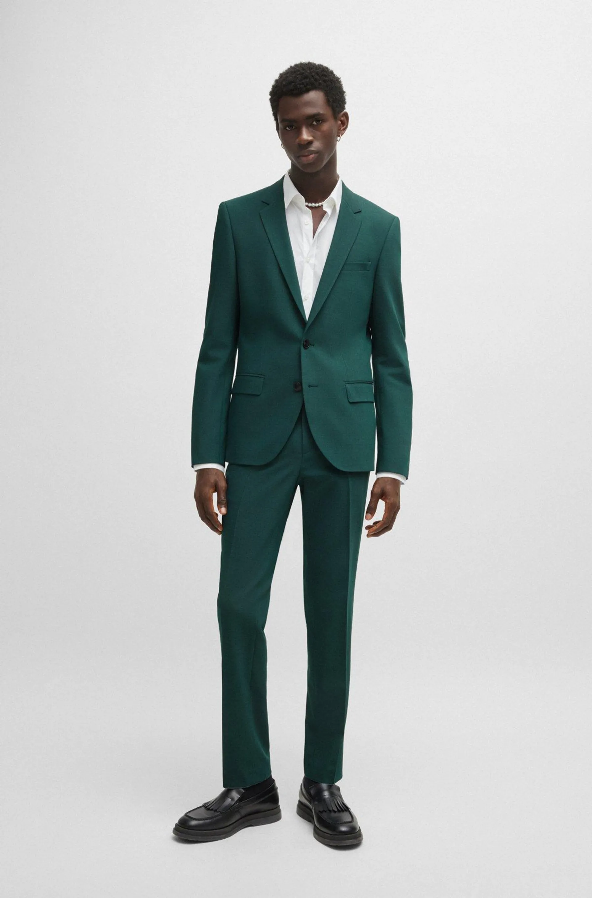 Slim-fit suit in stretch twill