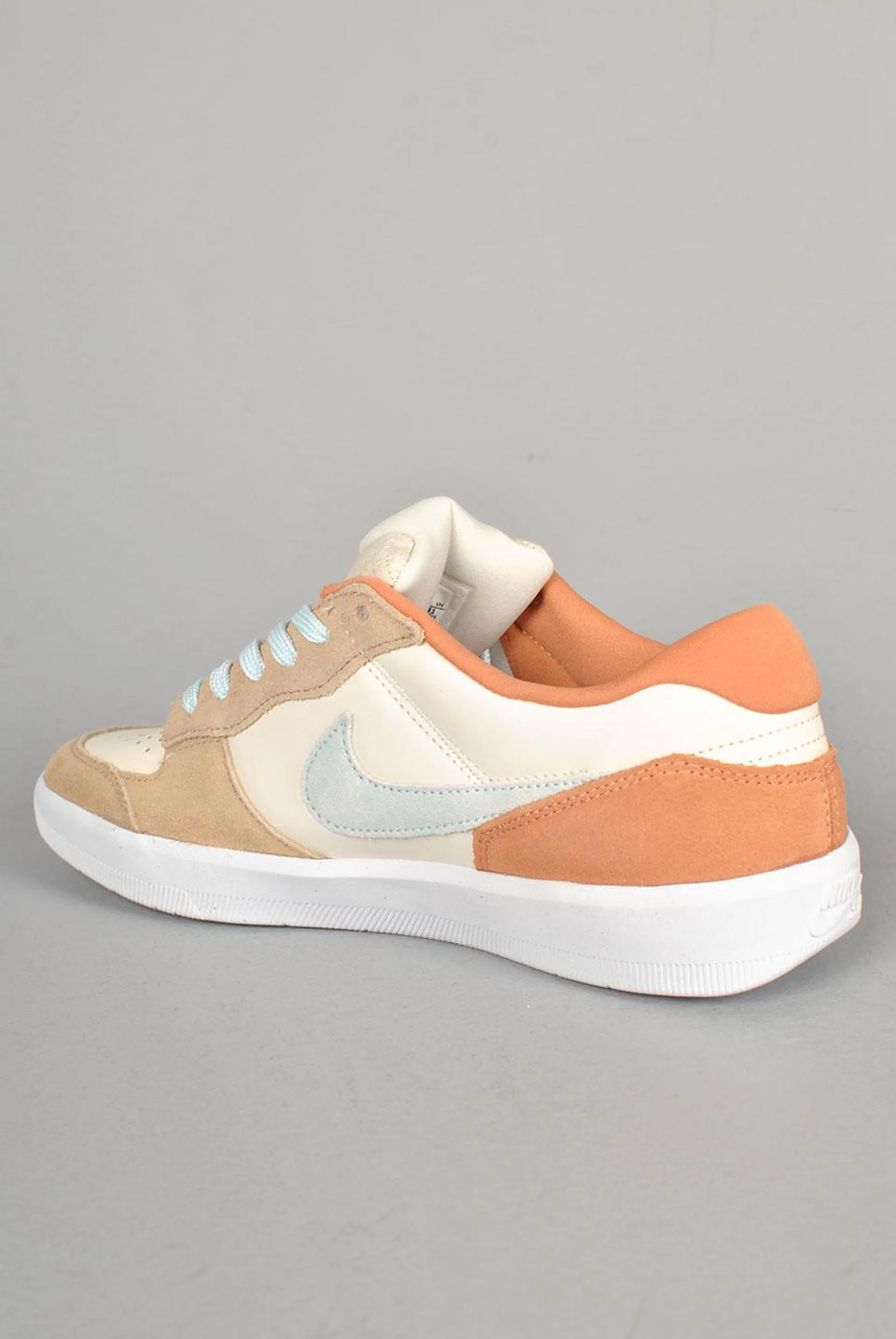 Nike SB Force 58