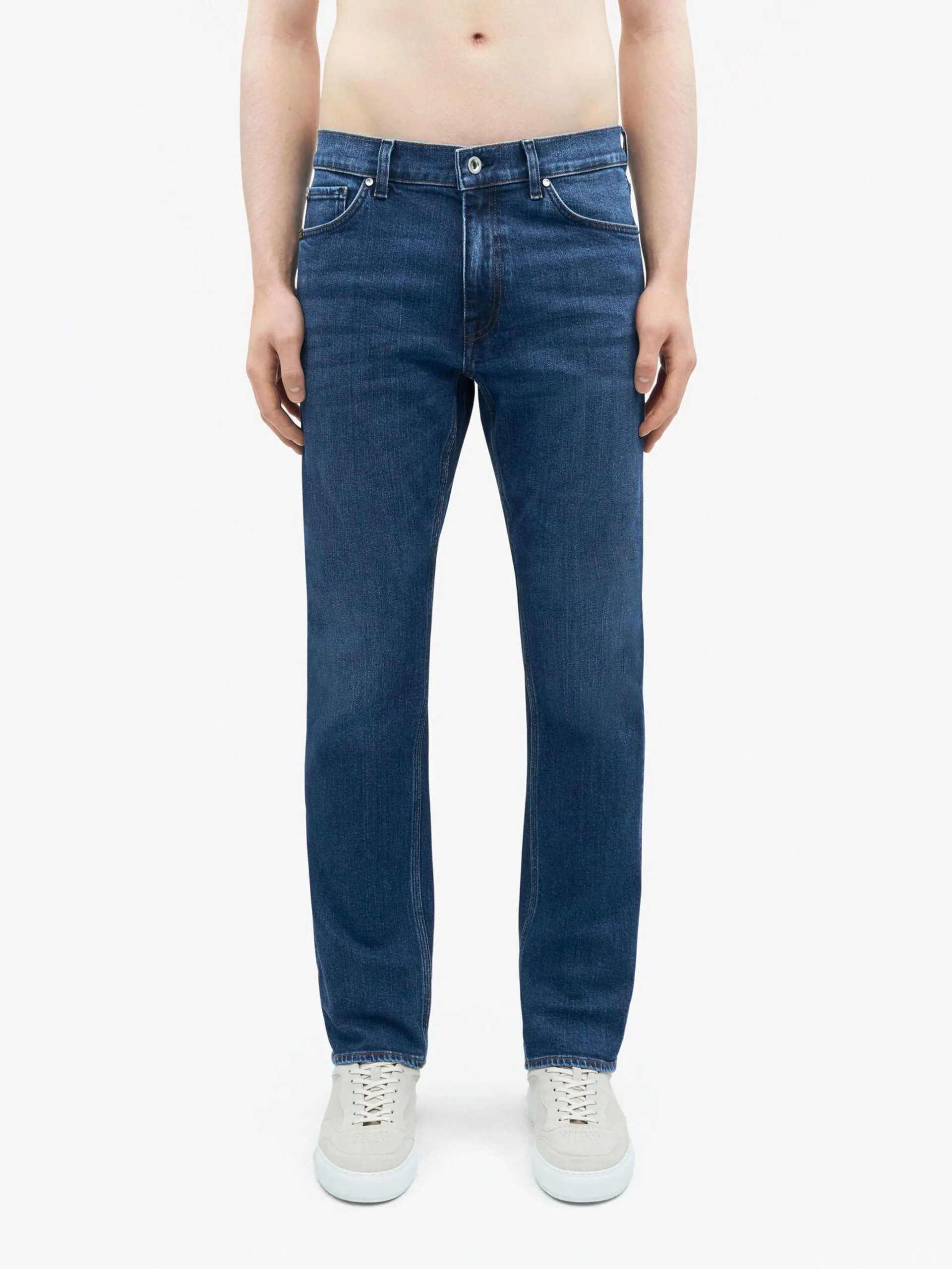 Smala jeans i komfortstretch denim