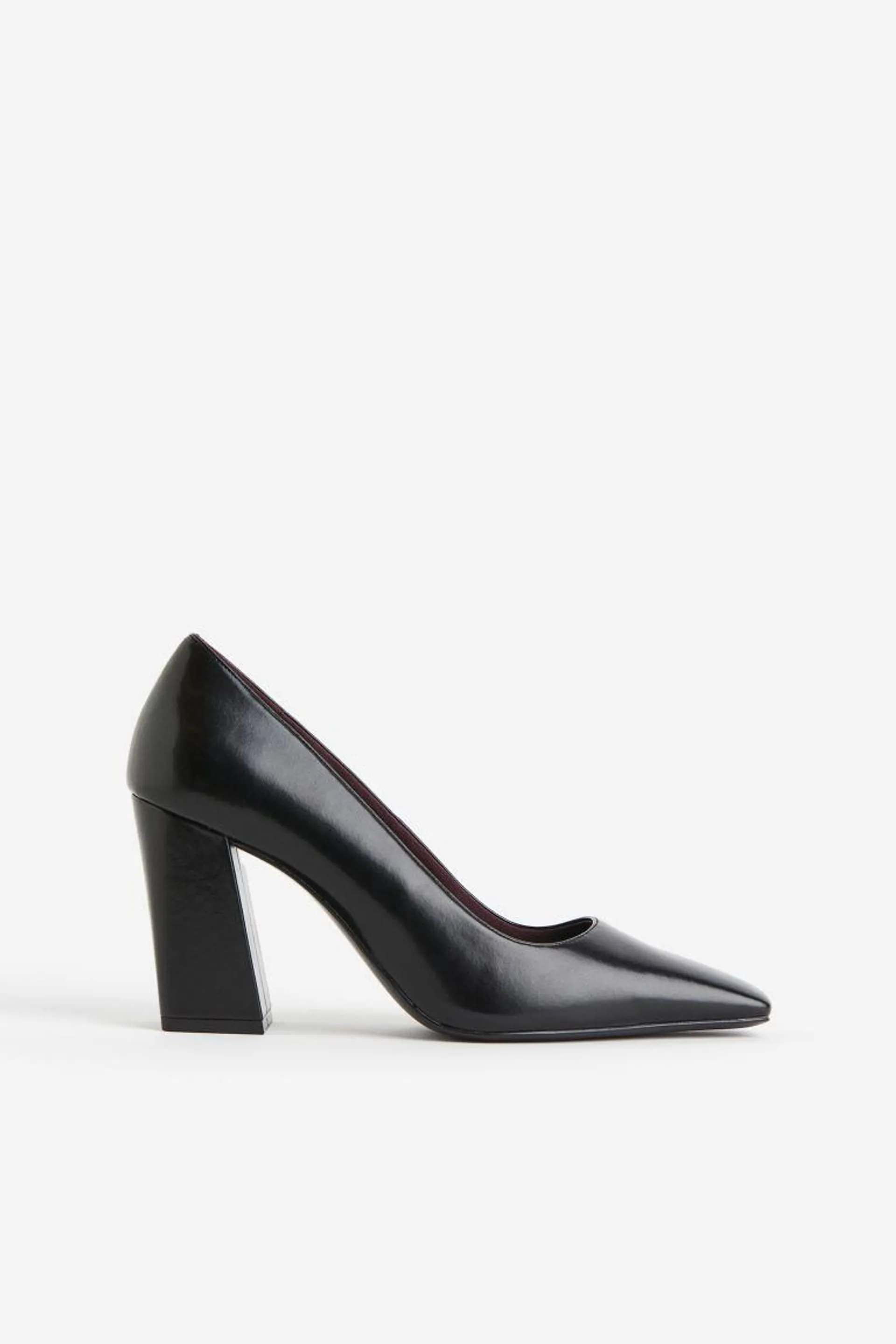 Pumps med blokkhæl