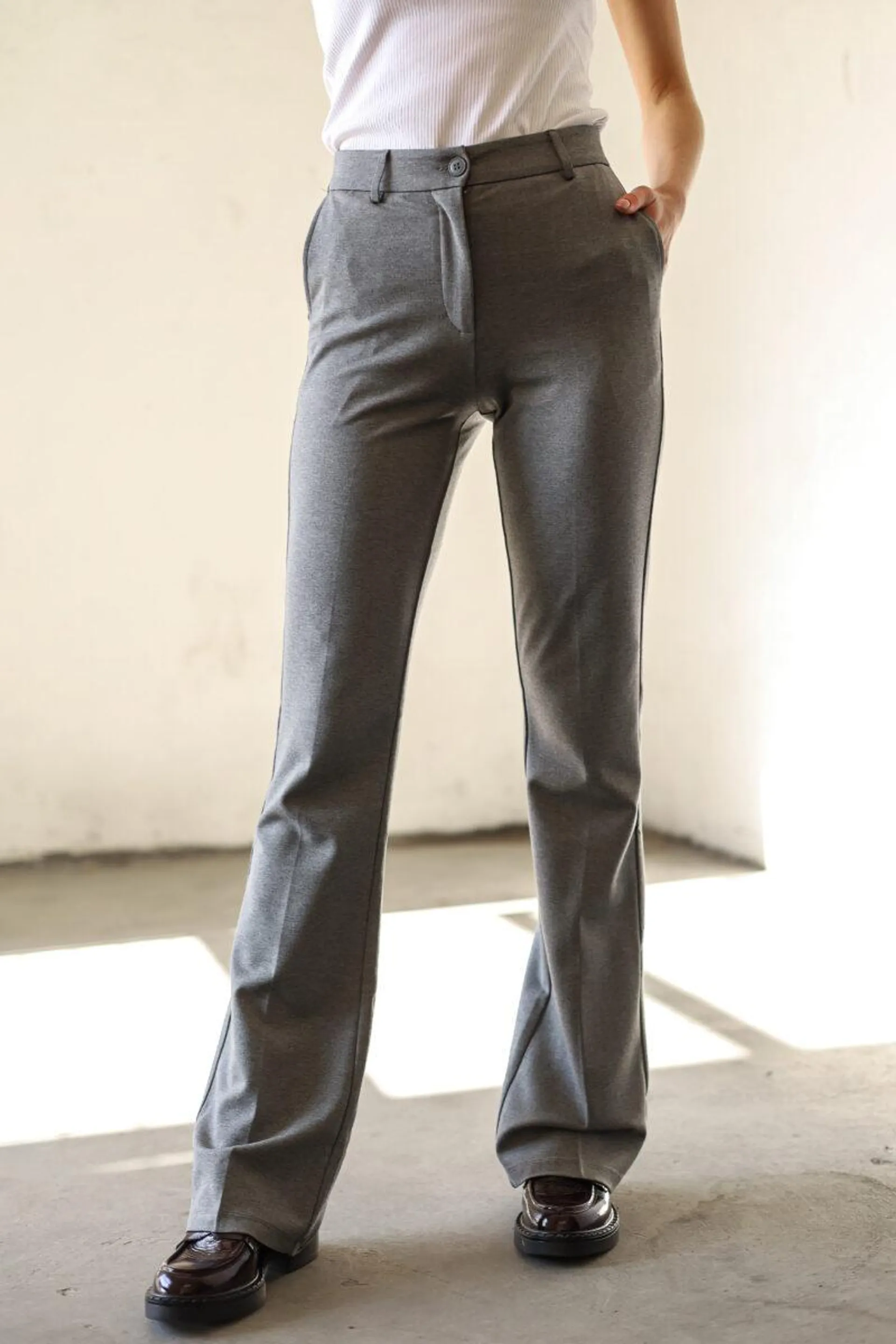 Caro KB Flarred Pants Opal Gray