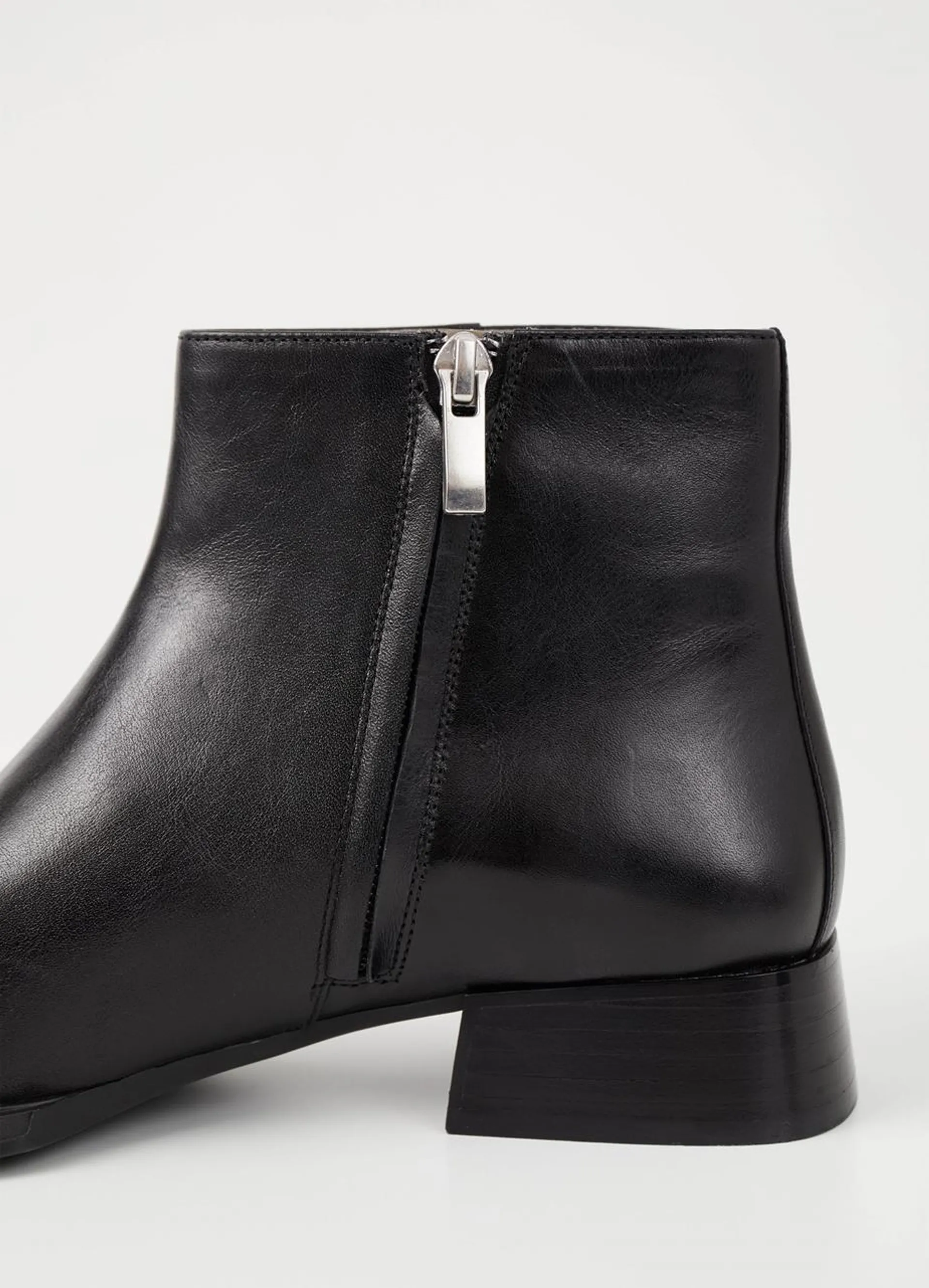 EIDA BOOTS