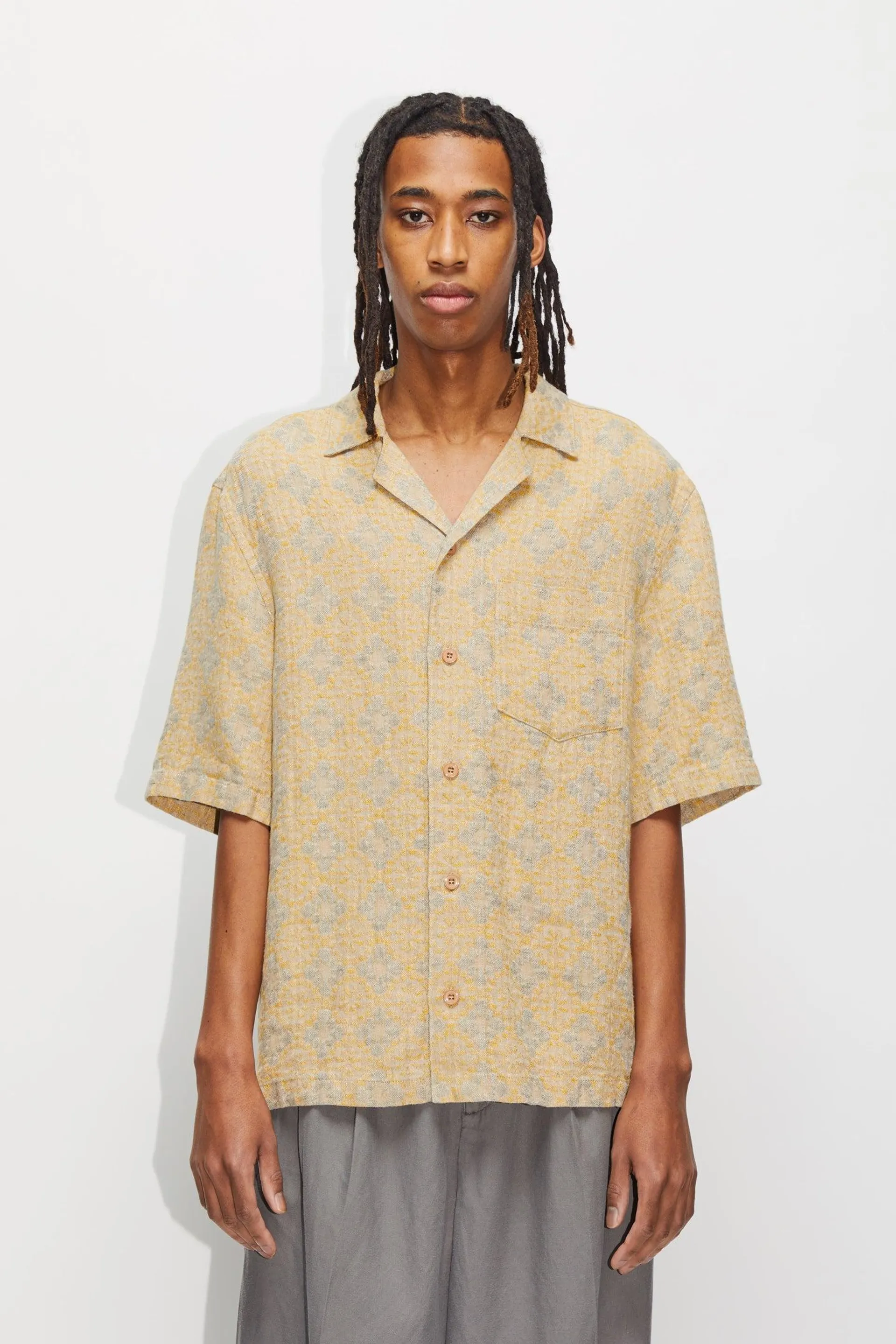 Short-sleeved Linen Shirt